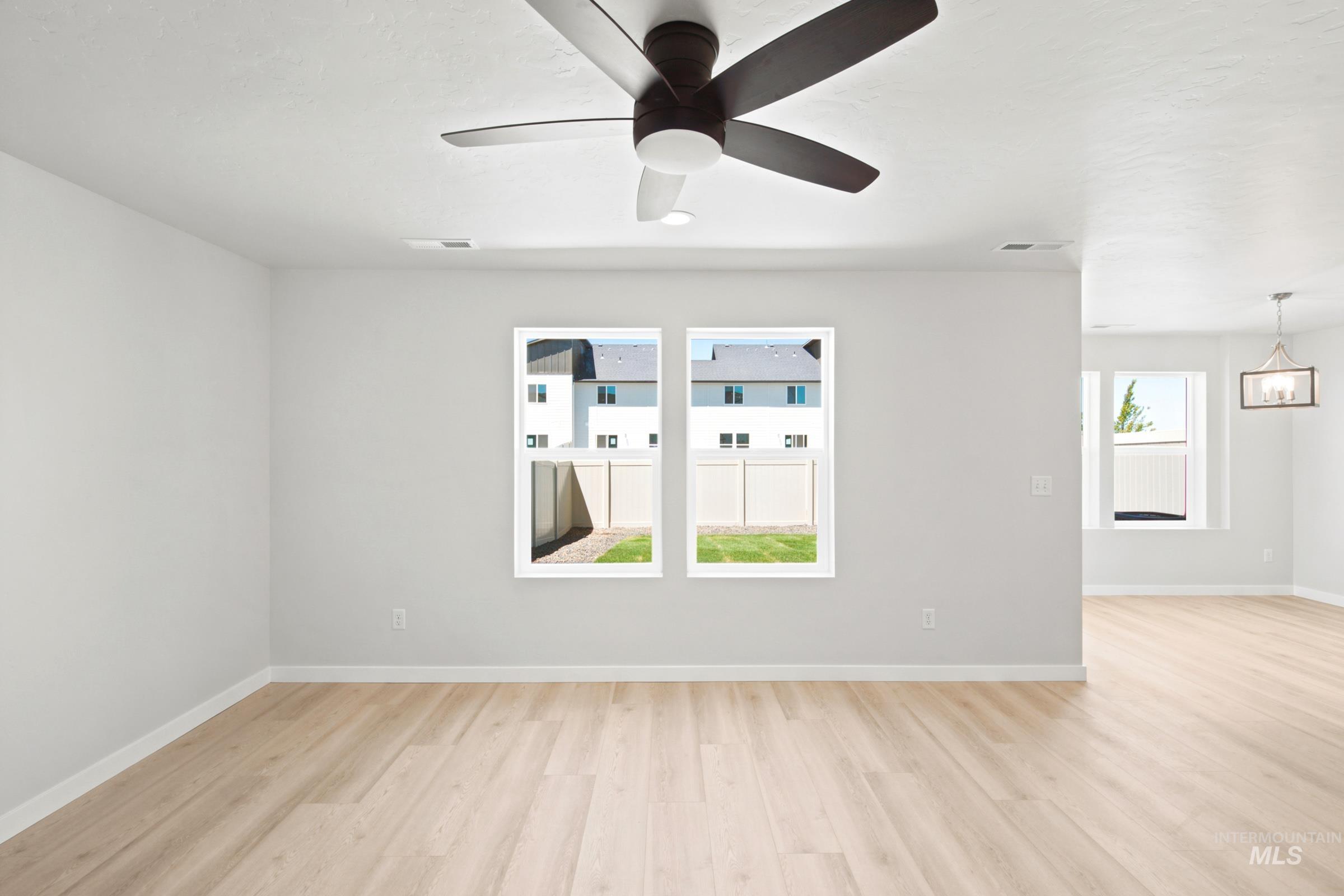 10868 Rutland St Property Photo 8