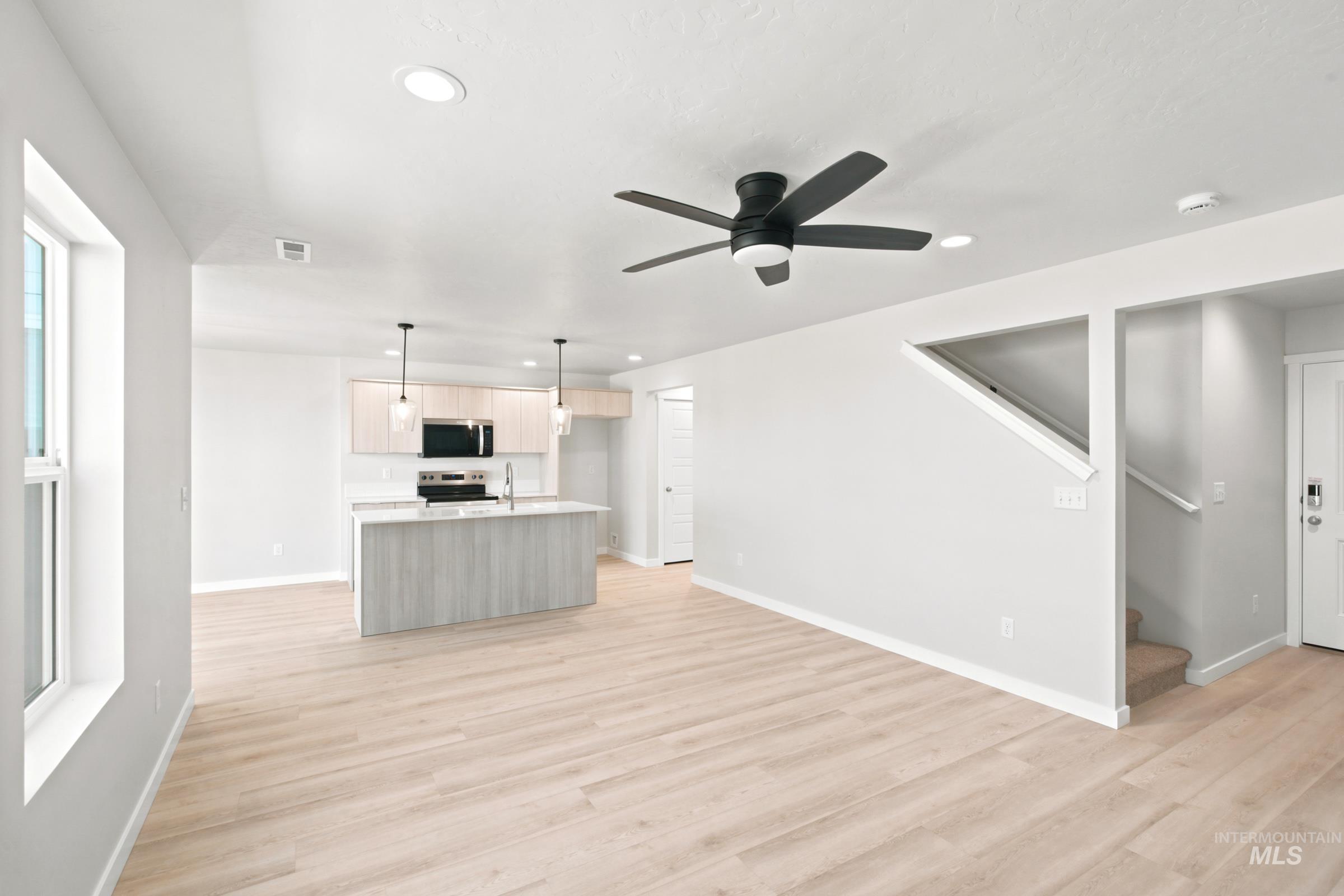 10868 Rutland St Property Photo 10