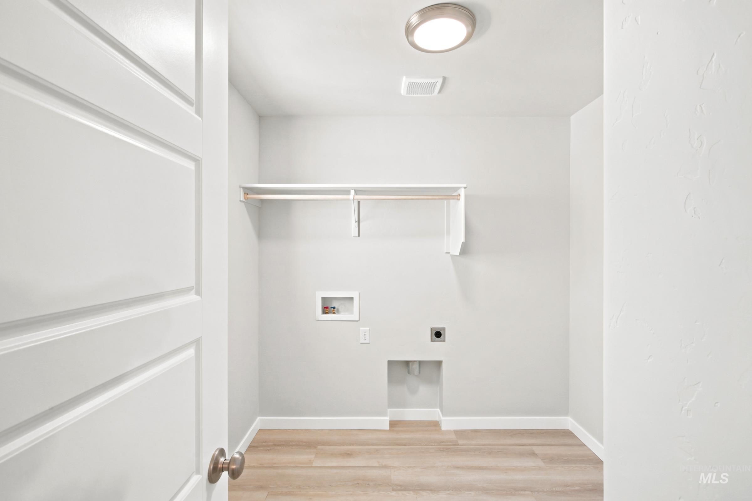 10868 Rutland St Property Photo 12
