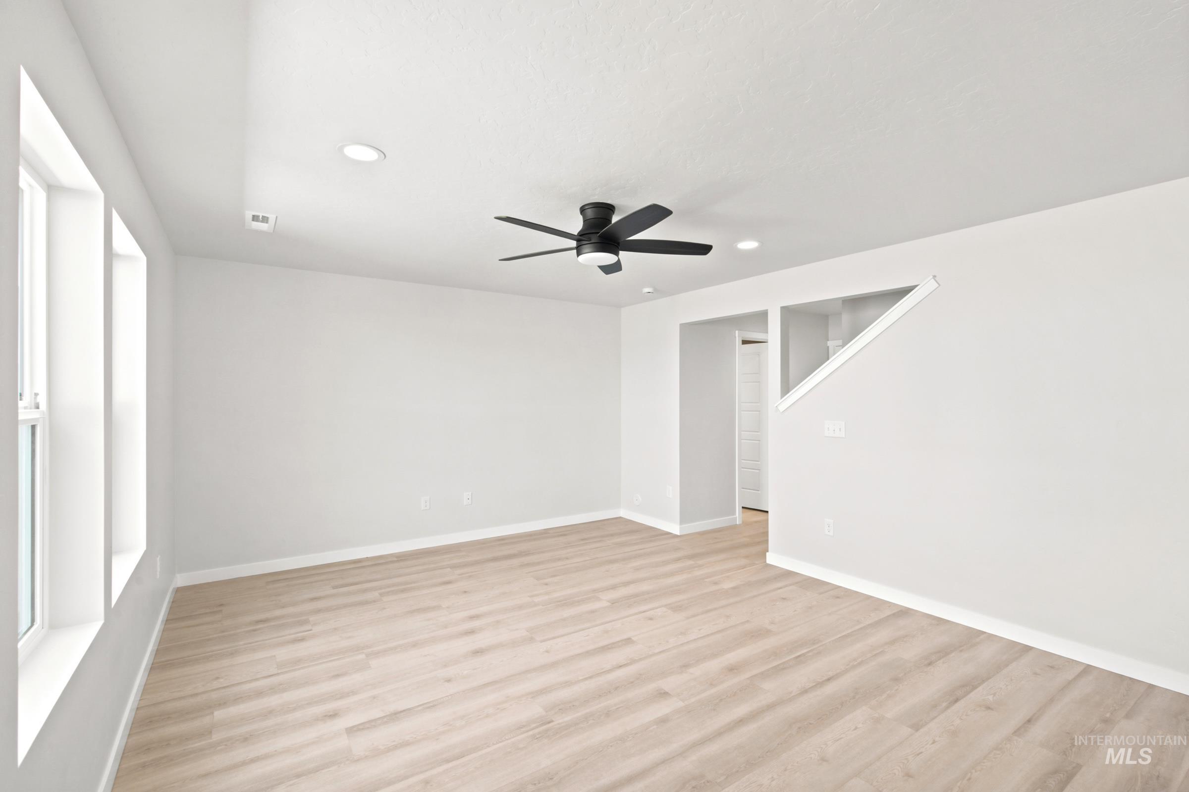 10876 Rutland St Property Photo 9