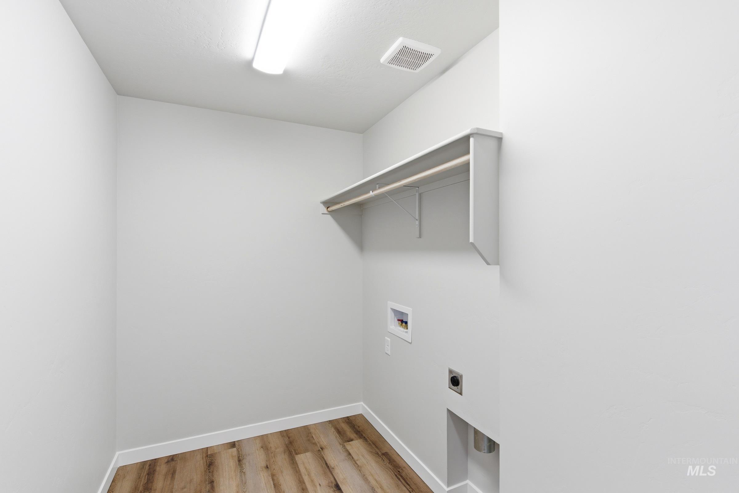6919 S Spindlebush Ave Property Photo 13