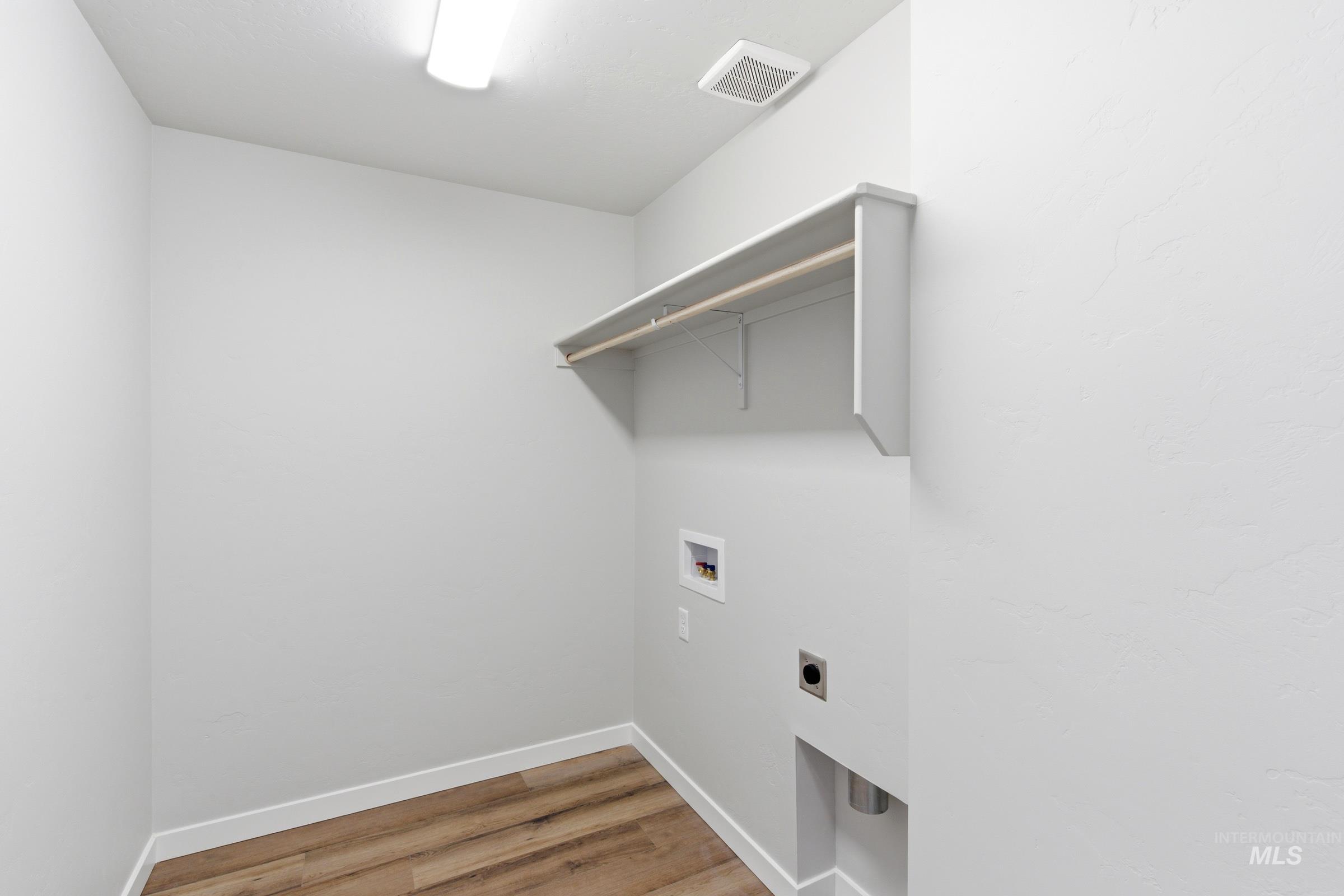 6949 S Spindlebush Ave Property Photo 13