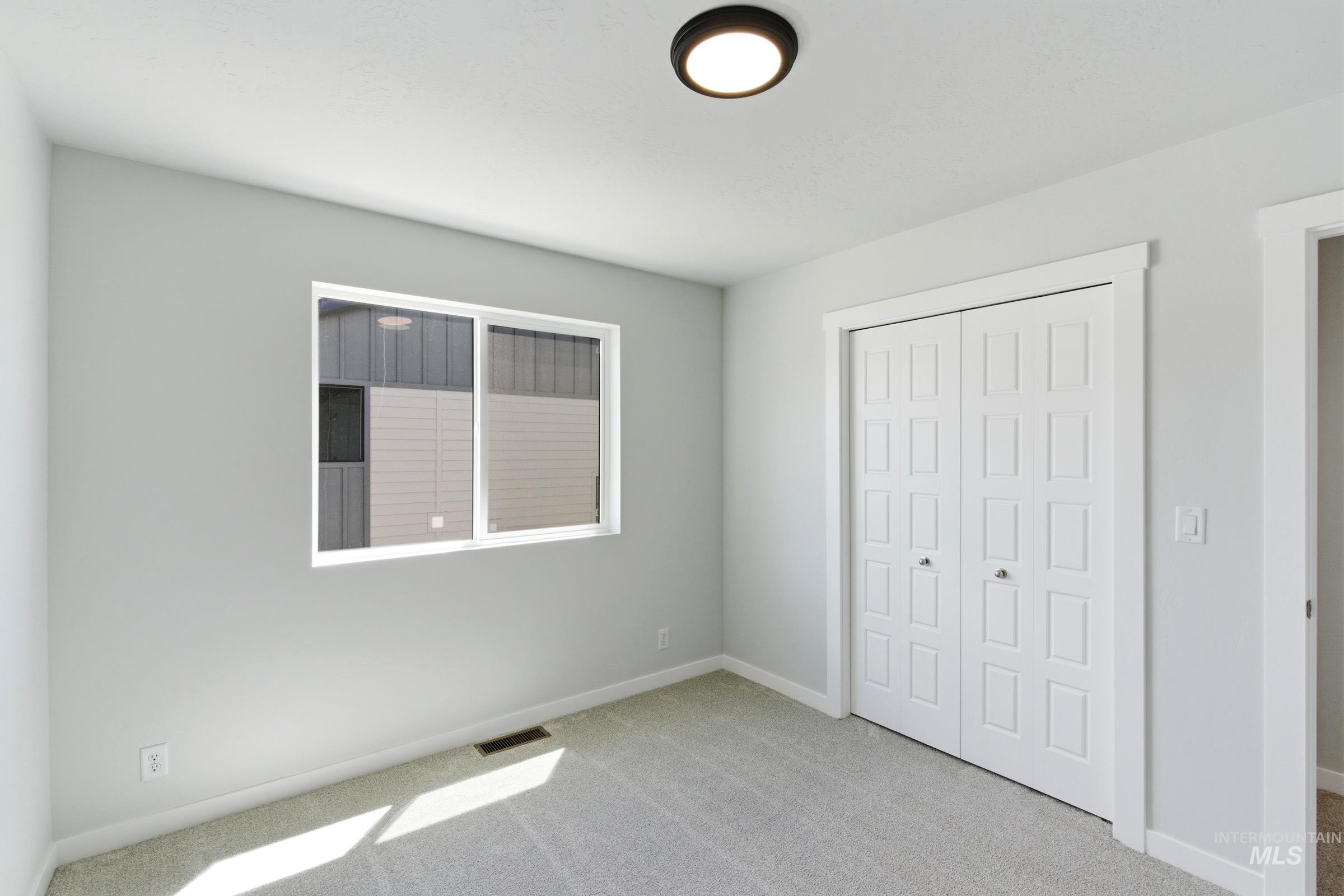 6955 S Spindlebush Ave Property Photo 17