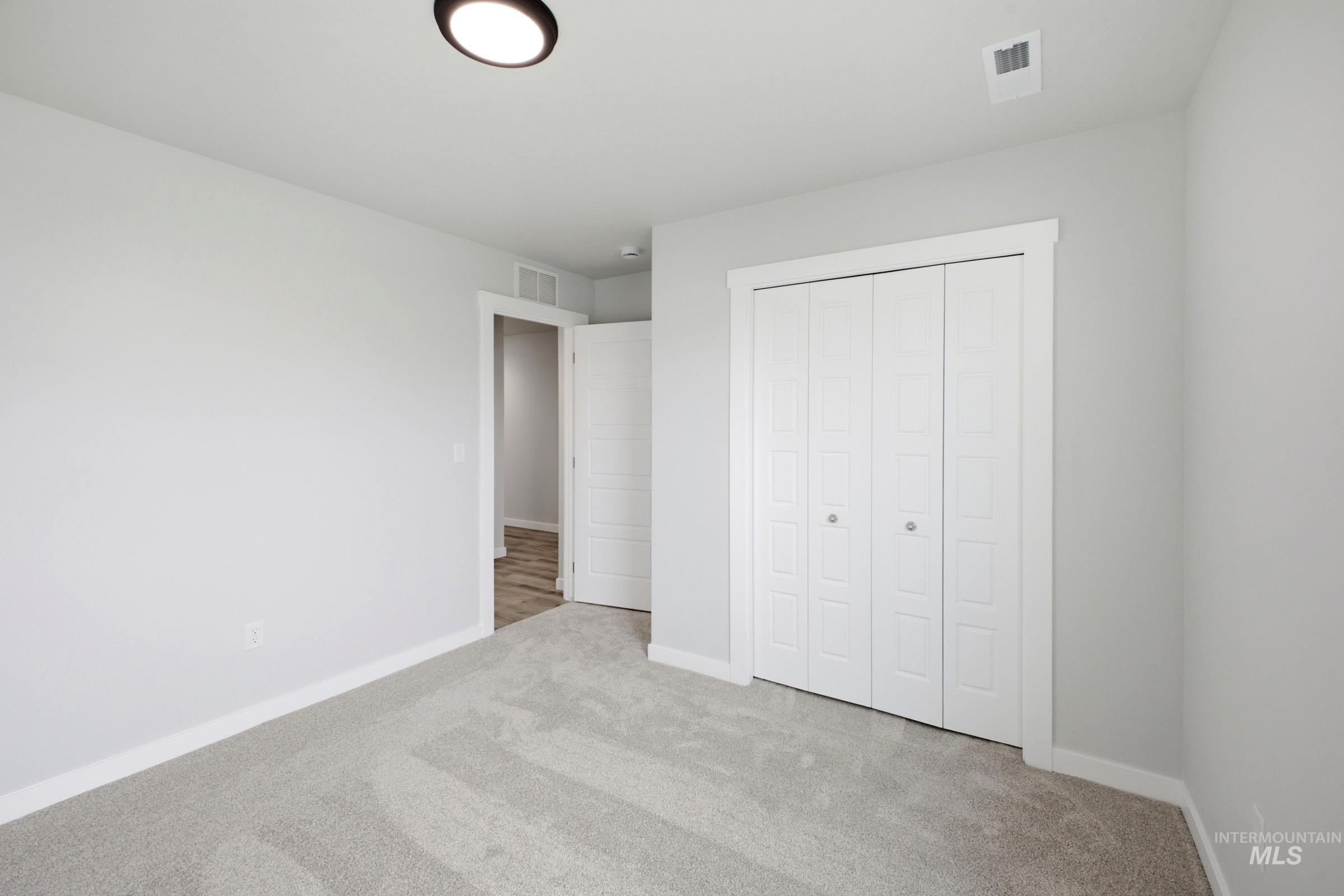 2368 W Red Jasper Dr Property Photo 14