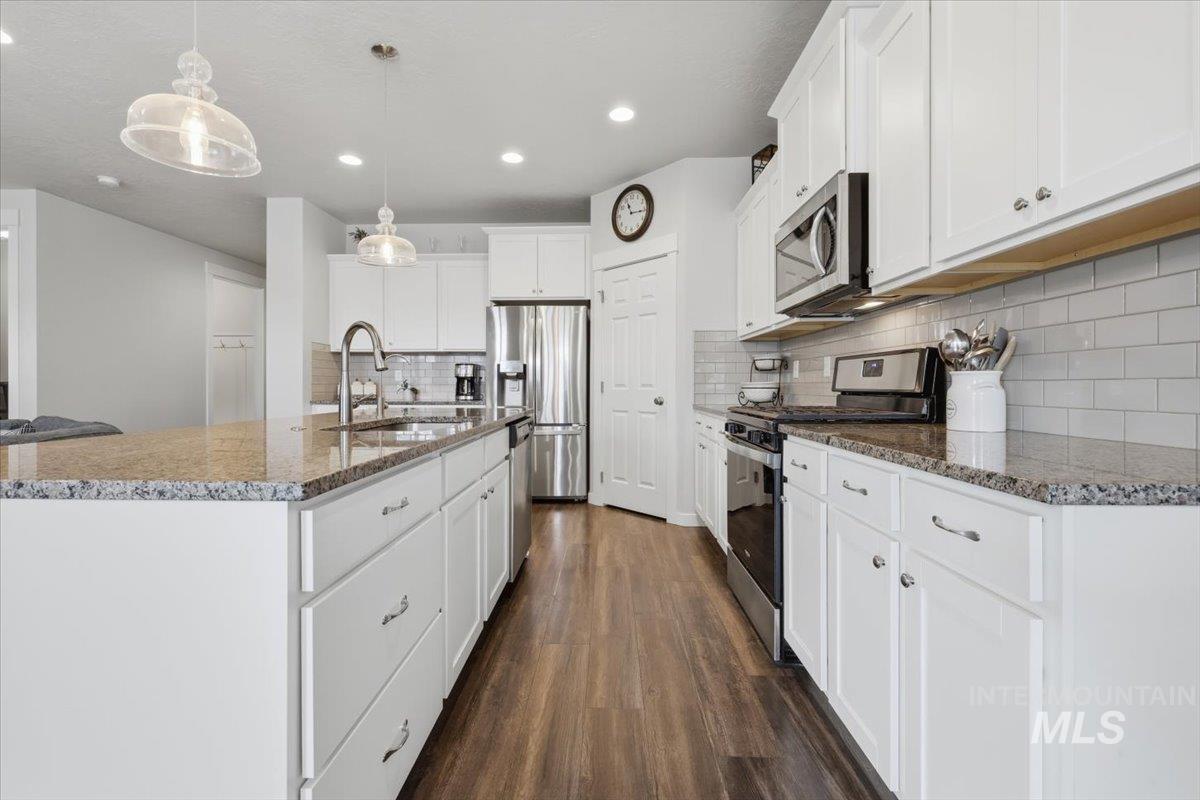 4157 S Lava Springs Loop Property Photo 16