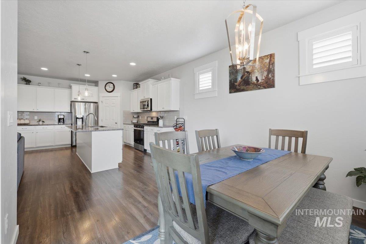 4157 S Lava Springs Loop Property Photo 19