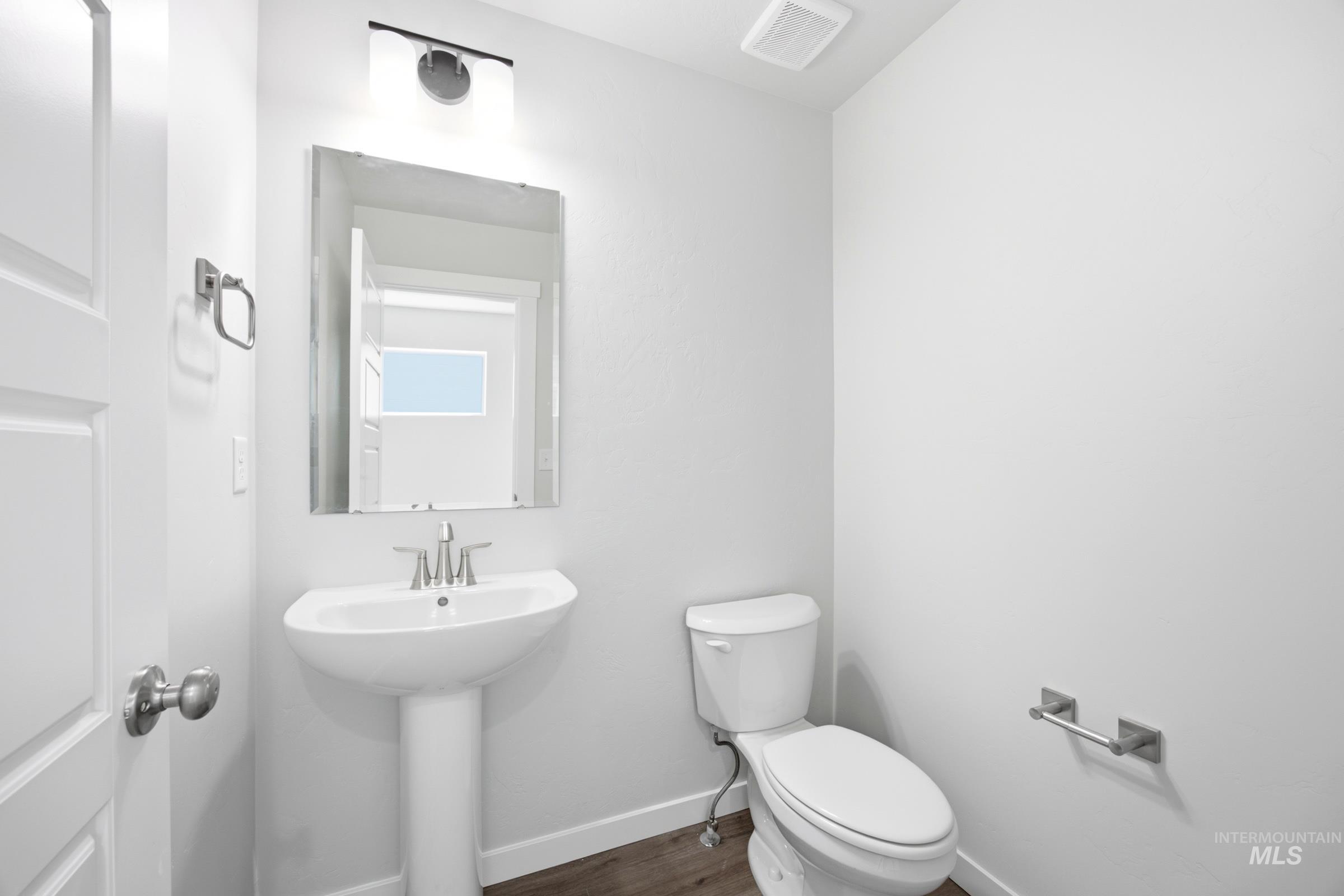 1477 W Braden Dr Property Photo 9