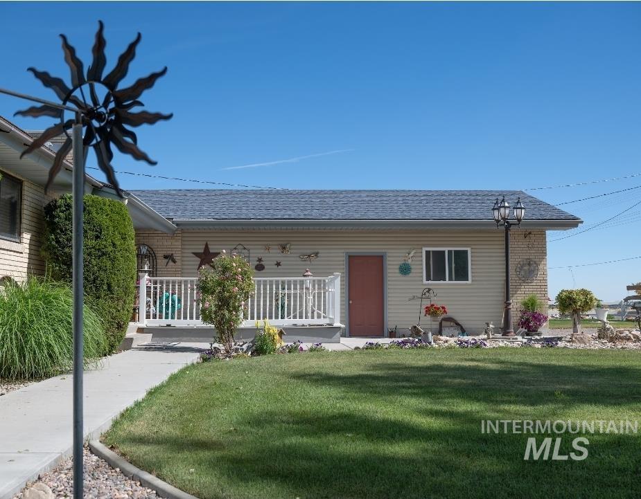 3080 Hiland Ave. Property Photo 4