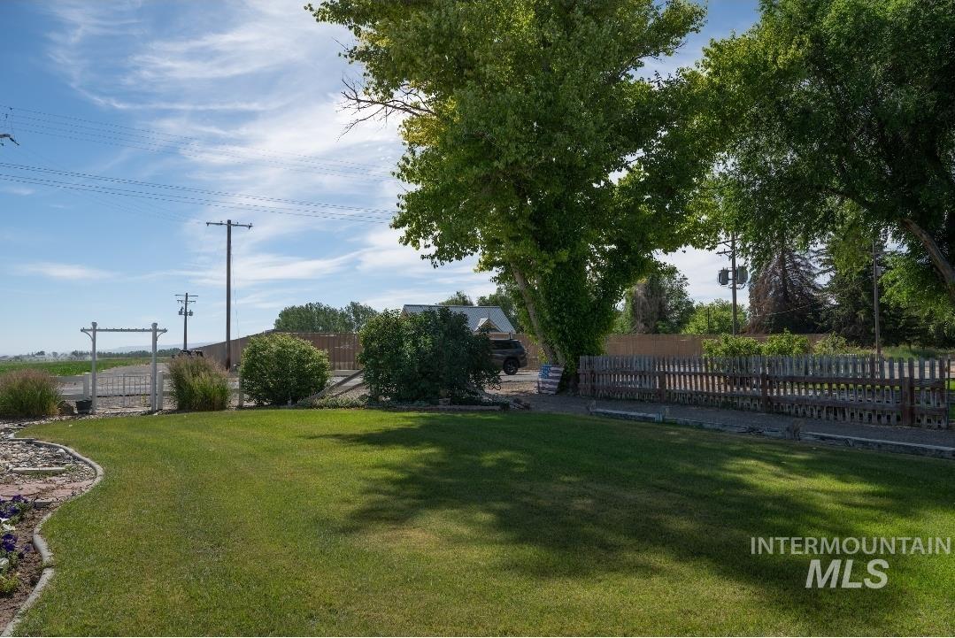 3080 Hiland Ave. Property Photo 5