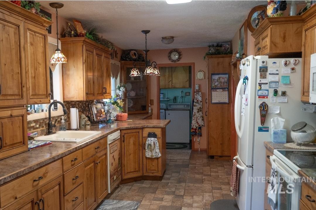3080 Hiland Ave. Property Photo 19