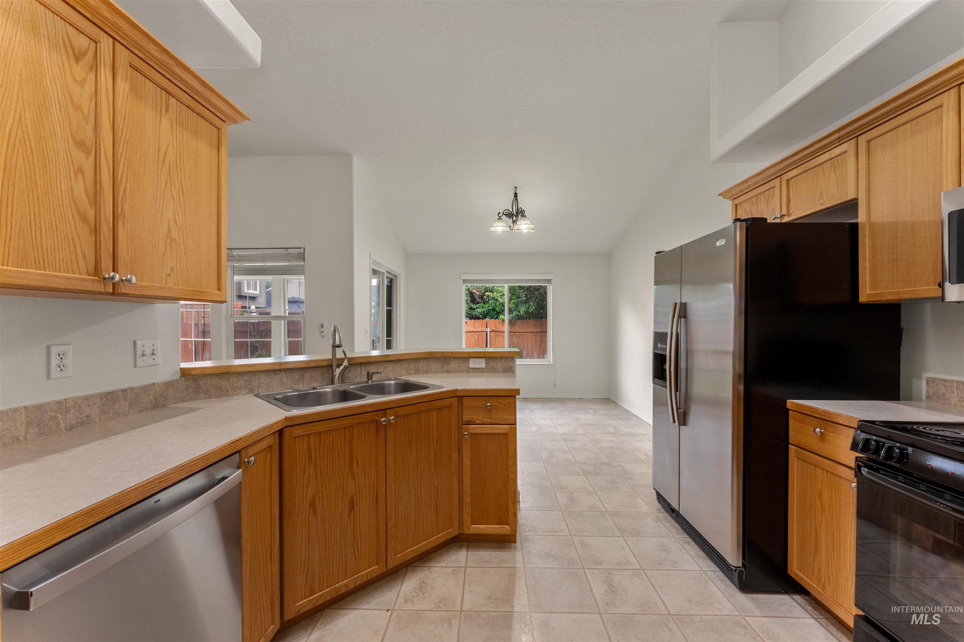 9518 W Kate Dr Property Photo 12