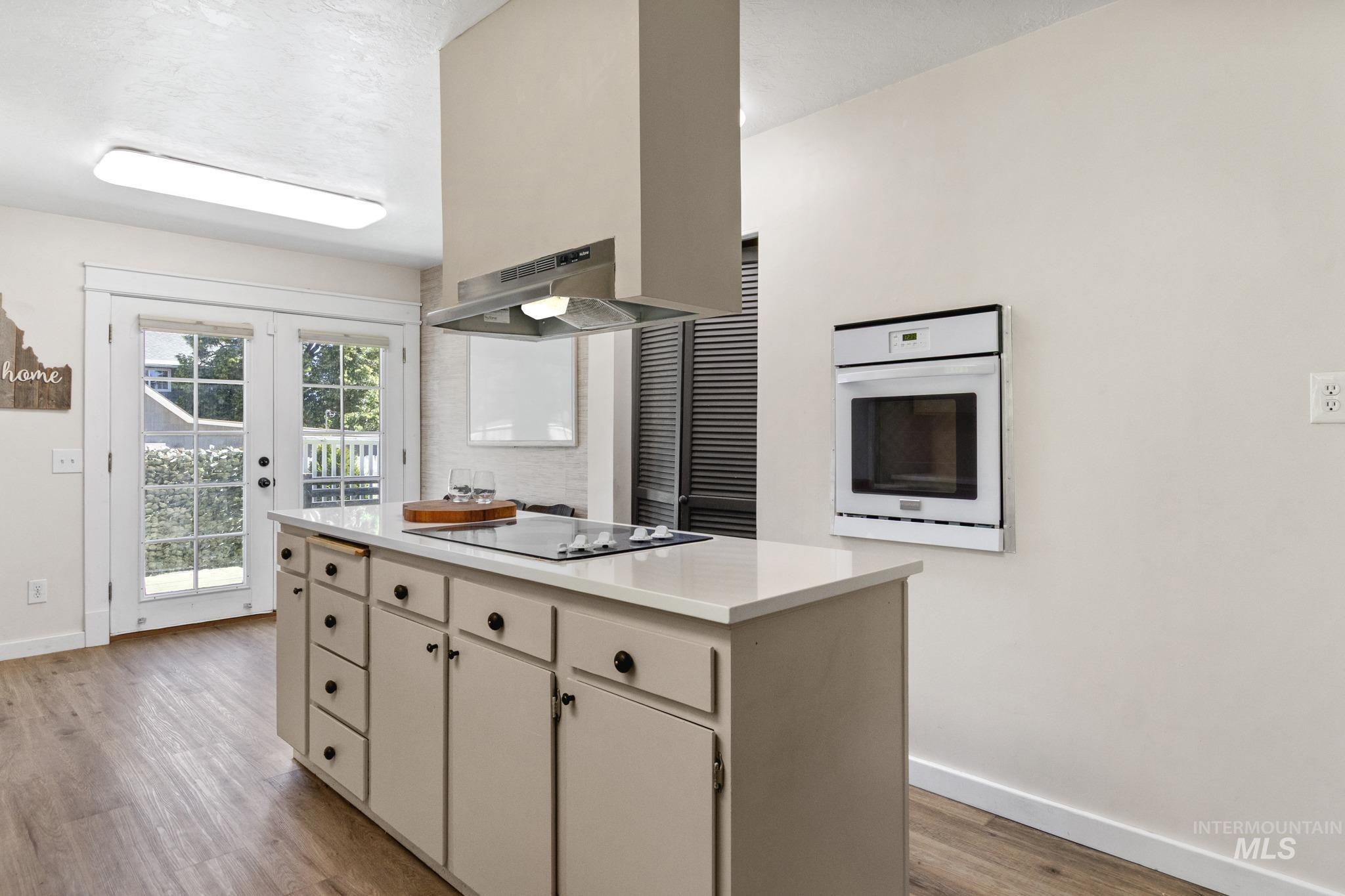 1901 Cleveland Blvd. Property Photo 16