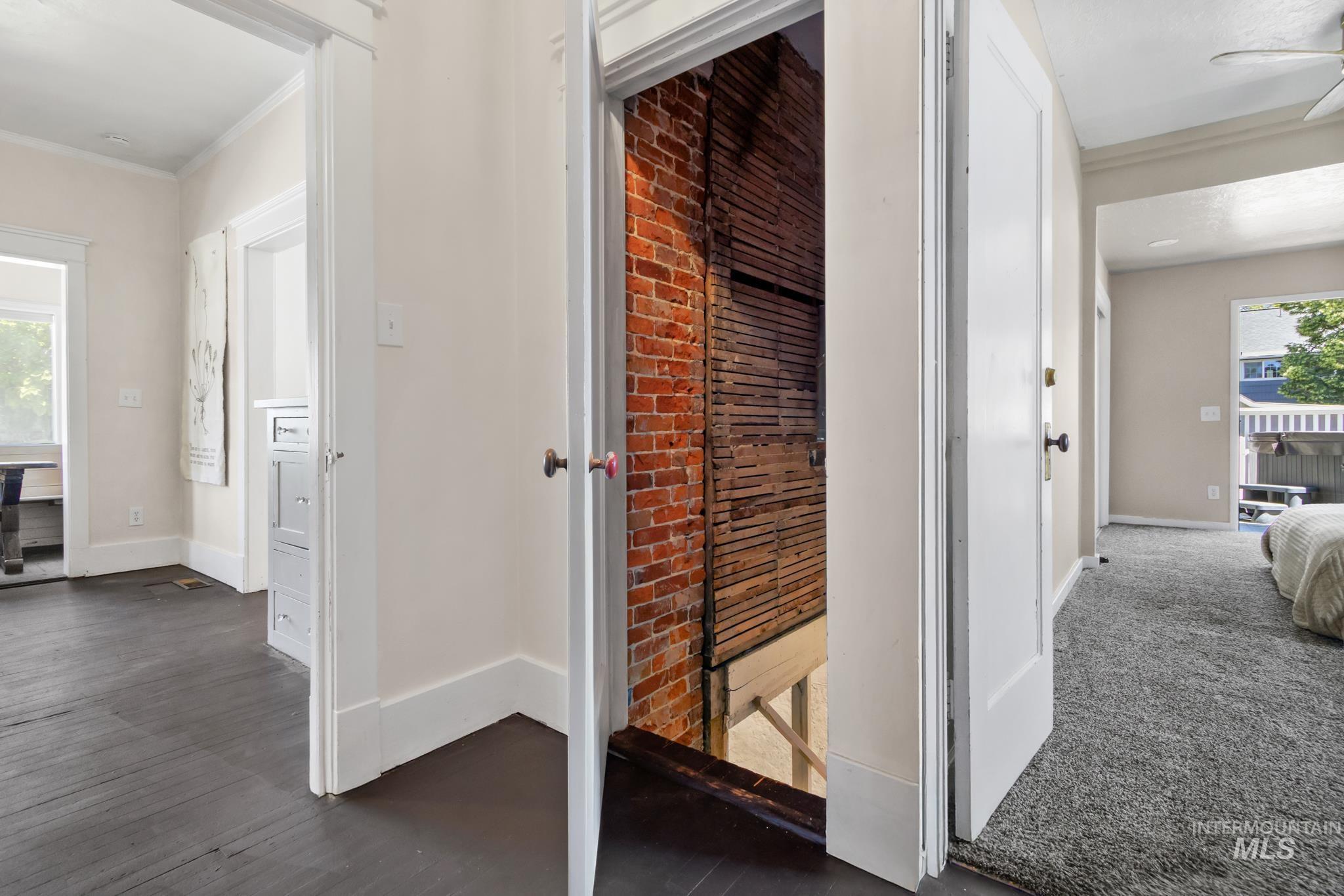 1901 Cleveland Blvd. Property Photo 30