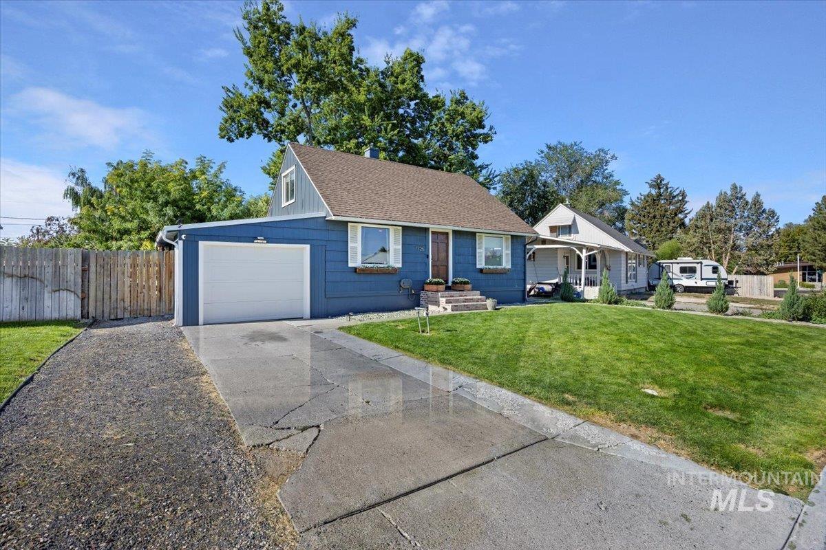 1726 Borah Ave Property Photo 4