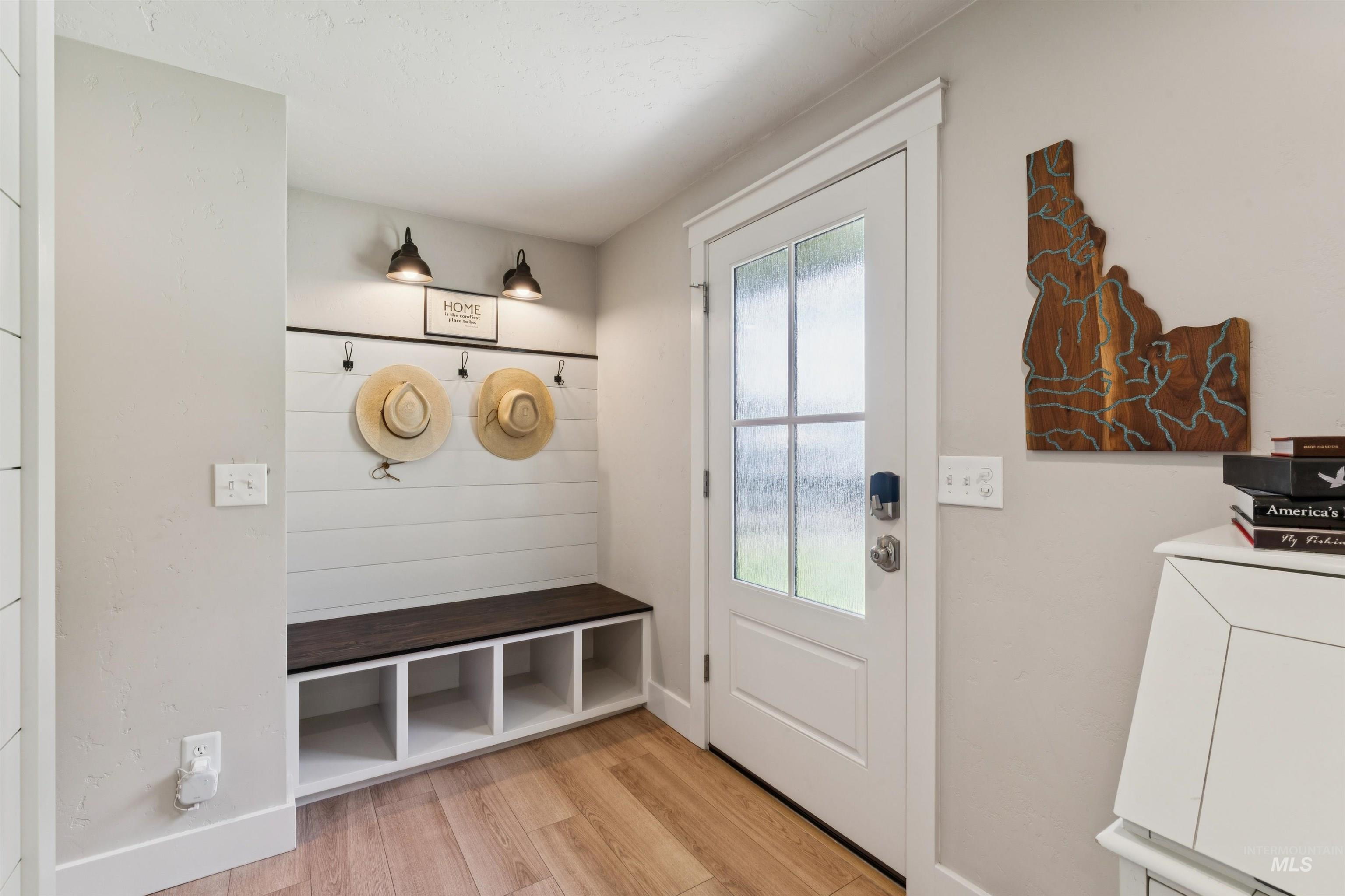359 N Rene Place Property Photo 17