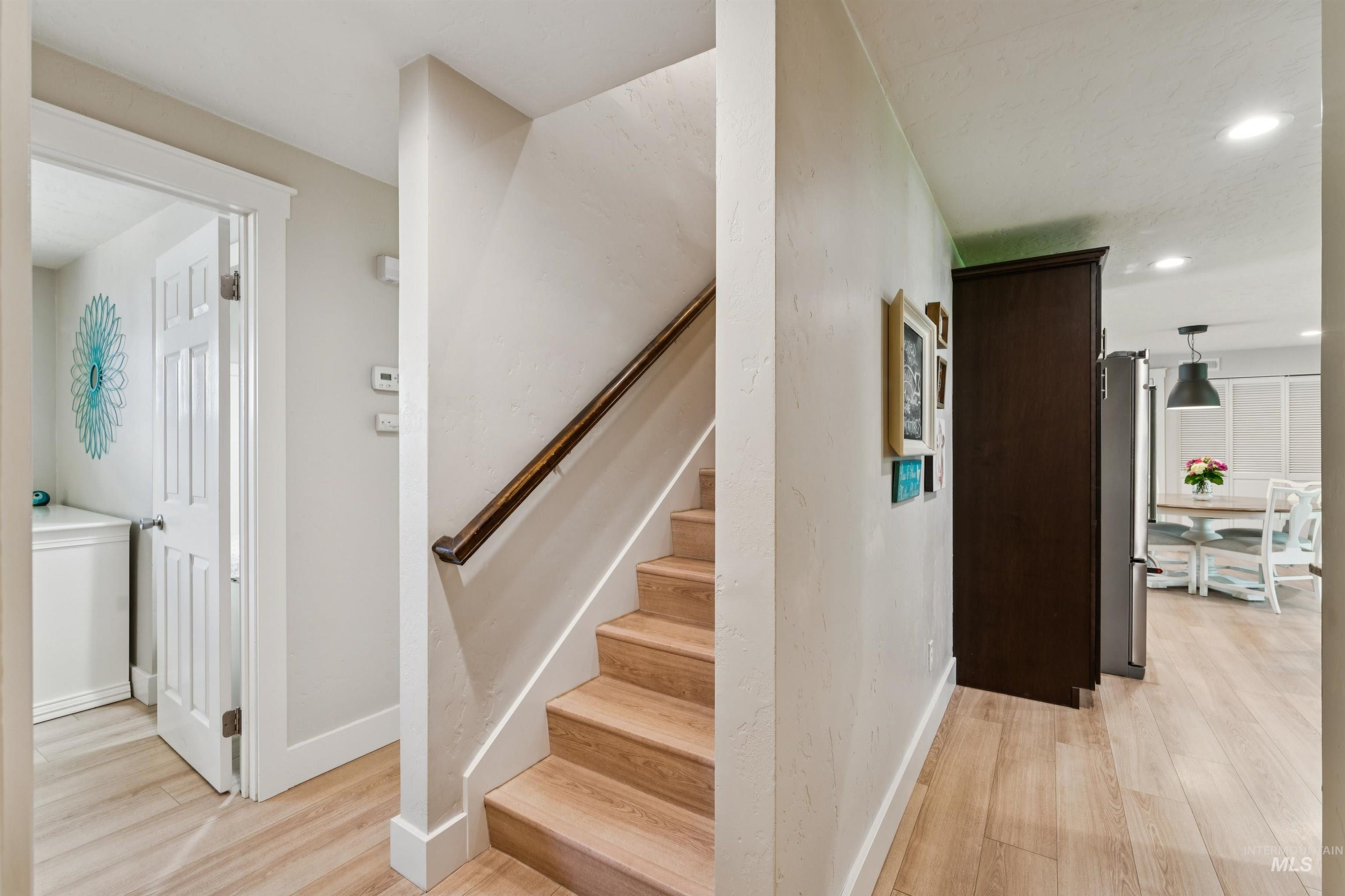 359 N Rene Place Property Photo 18