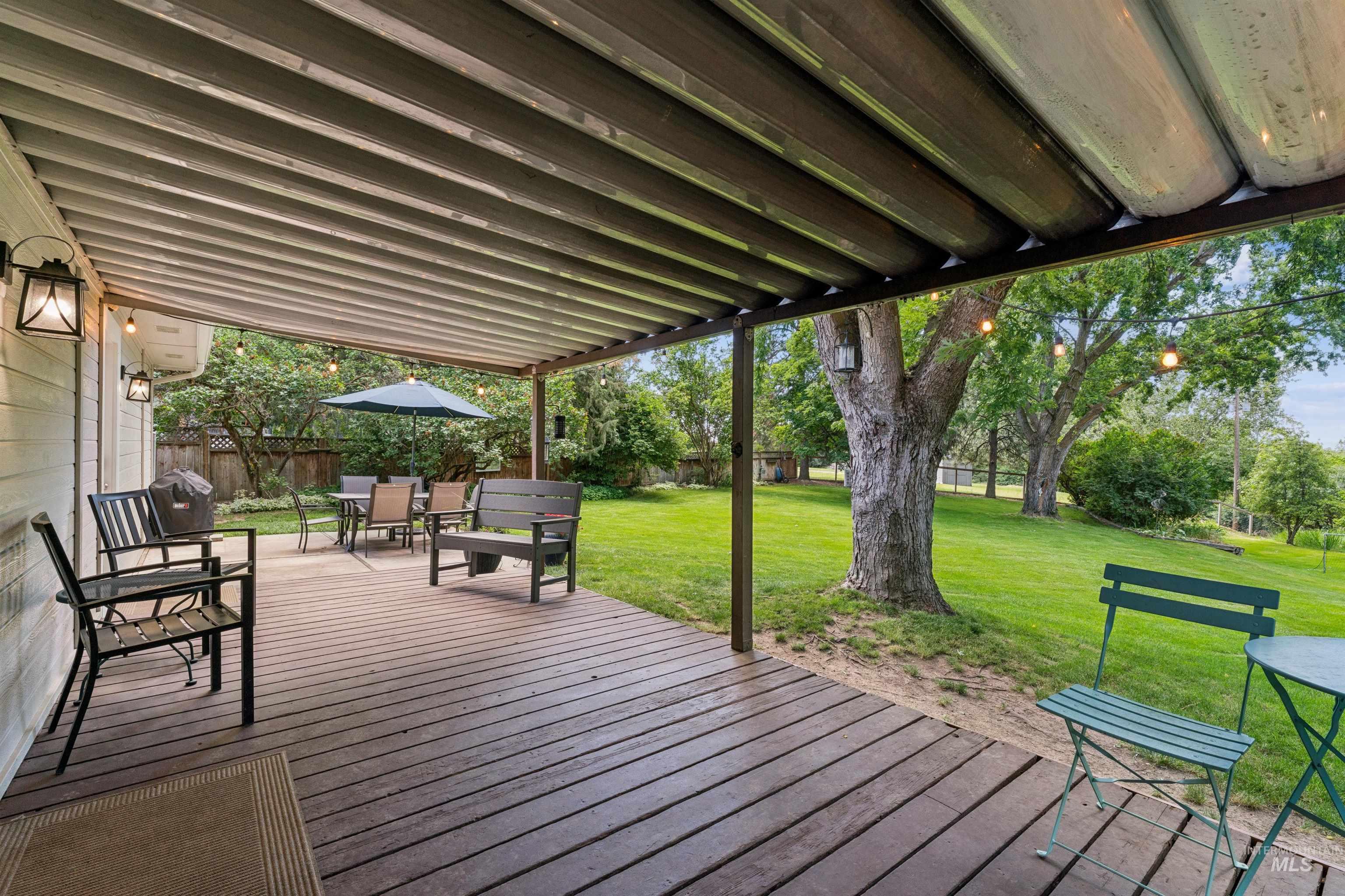 359 N Rene Place Property Photo 38