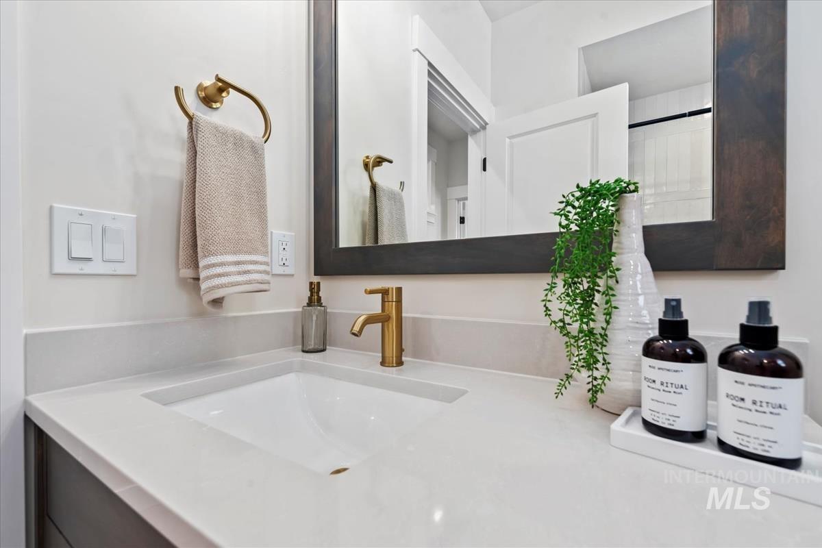 6551 S Charlie Place Property Photo 30