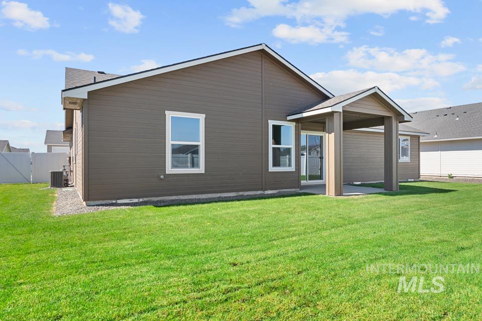 1370 Dawn St Property Photo 42