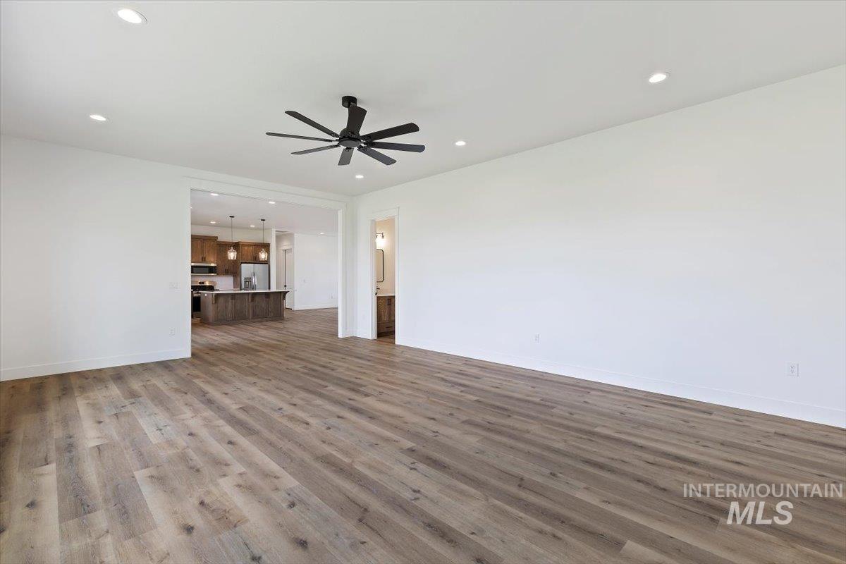26215 Reed Lane Property Photo 3