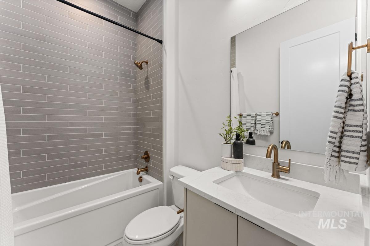 6178 E Prominence Ct. Property Photo 31