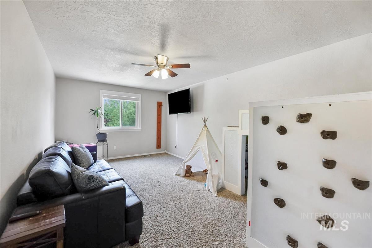 836 W Ashby Dr Property Photo 31