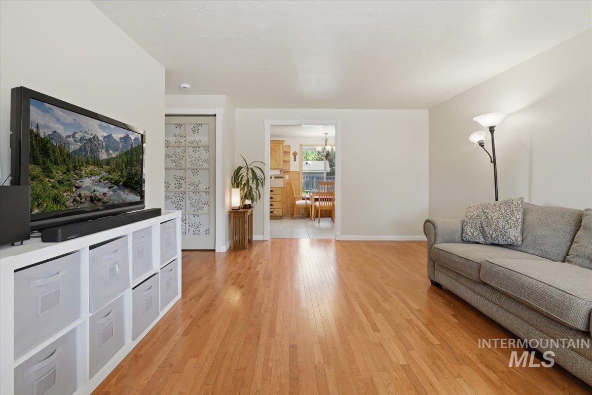 3900 W Pine Ave Property Photo 19