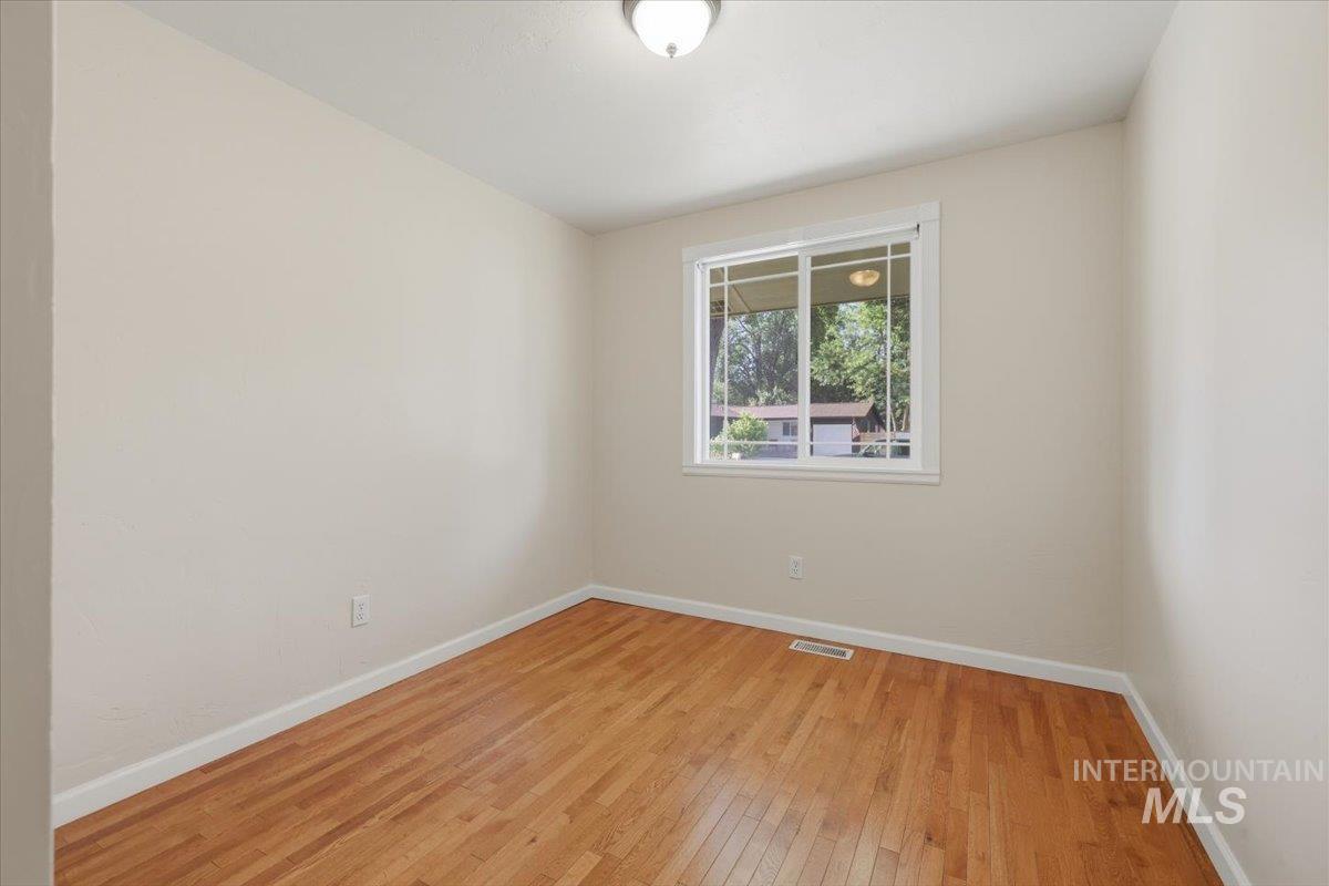 3900 W Pine Ave Property Photo 24