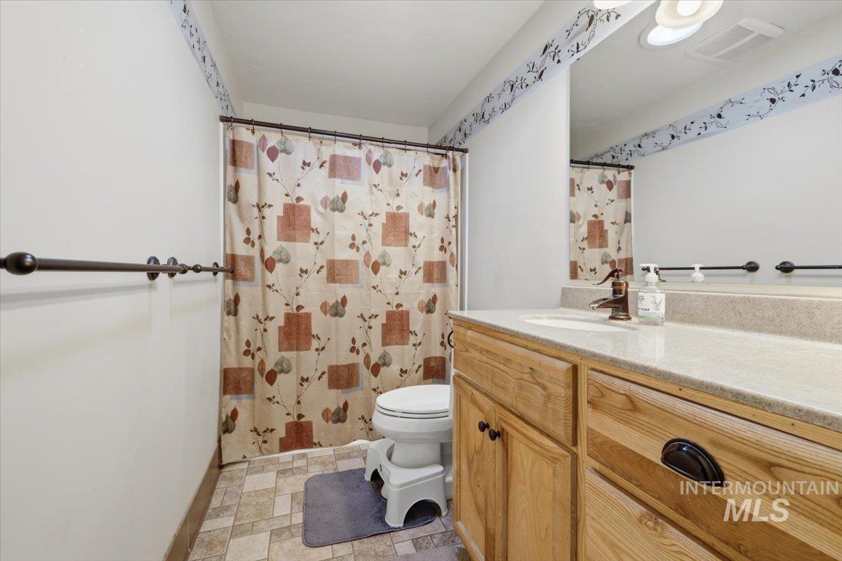 3900 W Pine Ave Property Photo 27