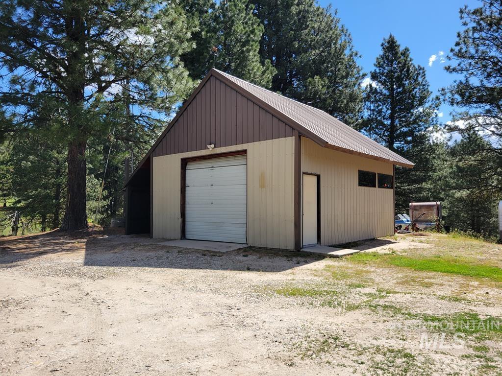 10346 Emma Loop Property Photo 4