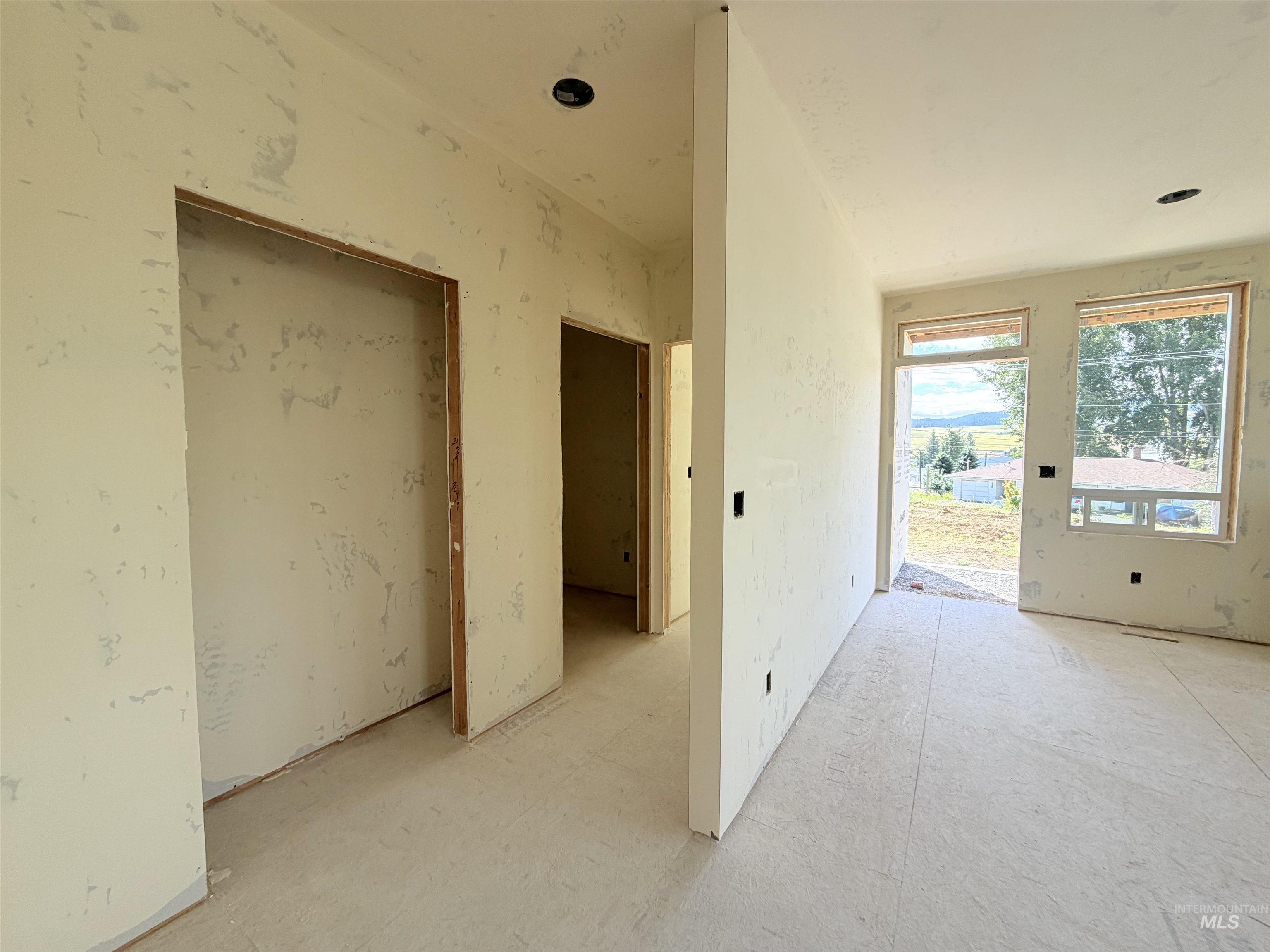 2001 Sunnyside Avenue Property Photo 24