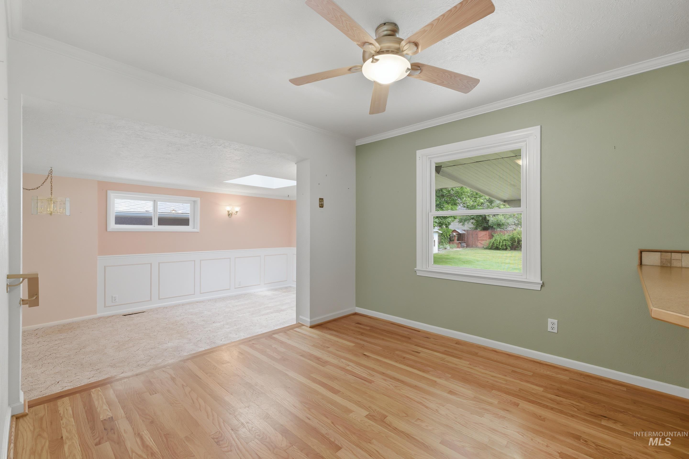 504 W Howe St Property Photo 15