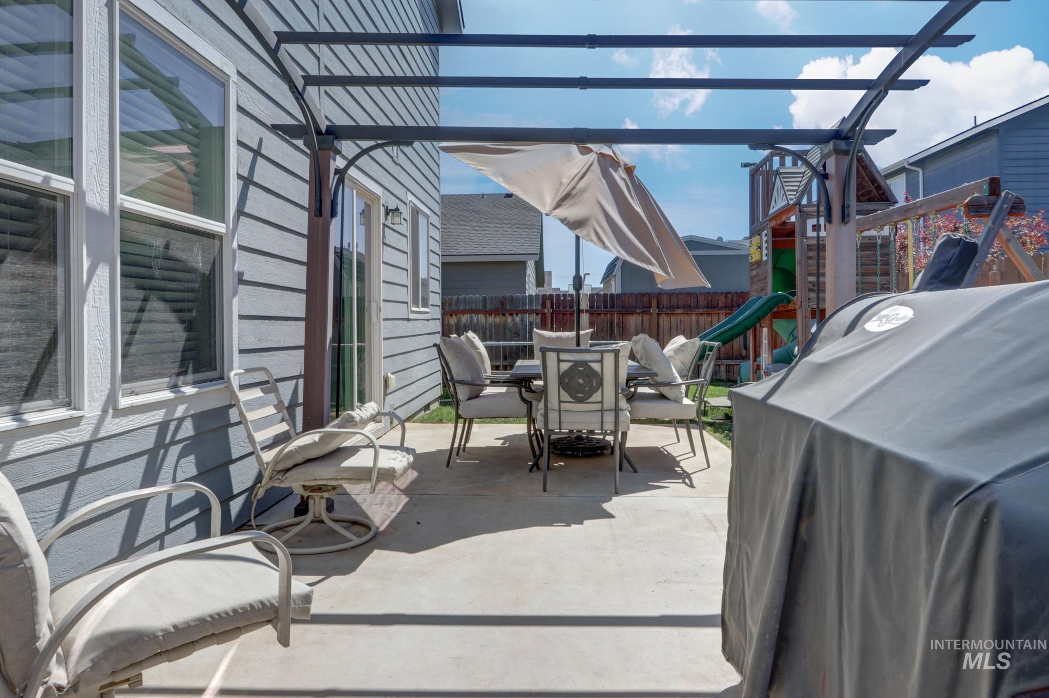 13593 Cocoa Beach Street Property Photo 8
