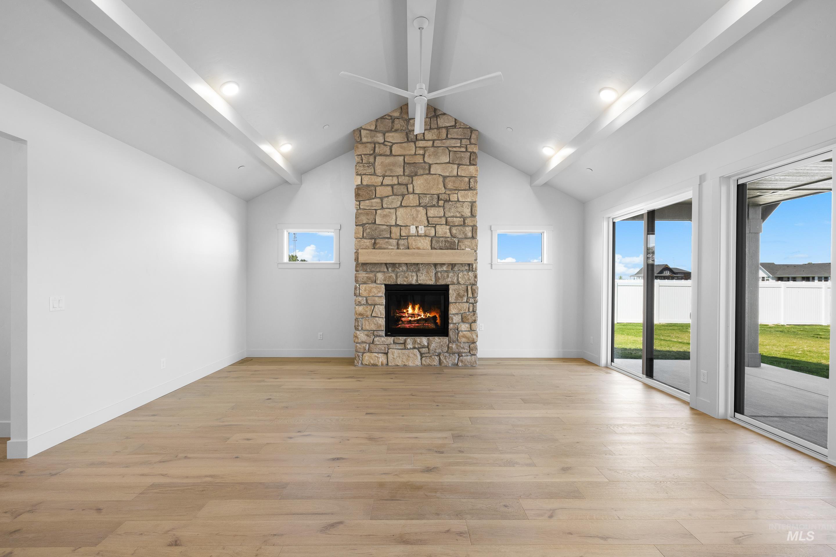 15300 Rhodes Ct Property Photo 6