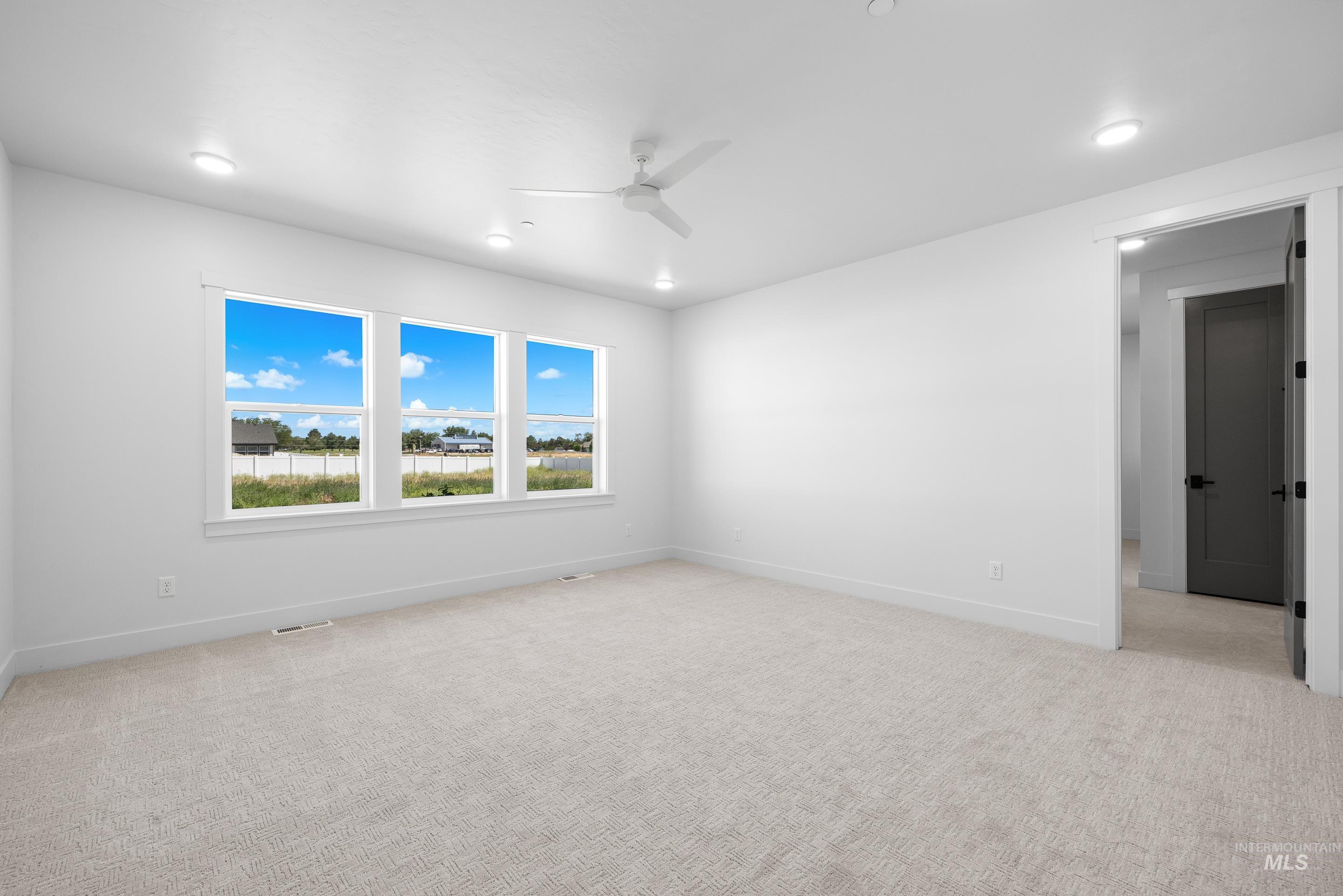 15300 Rhodes Ct Property Photo 27