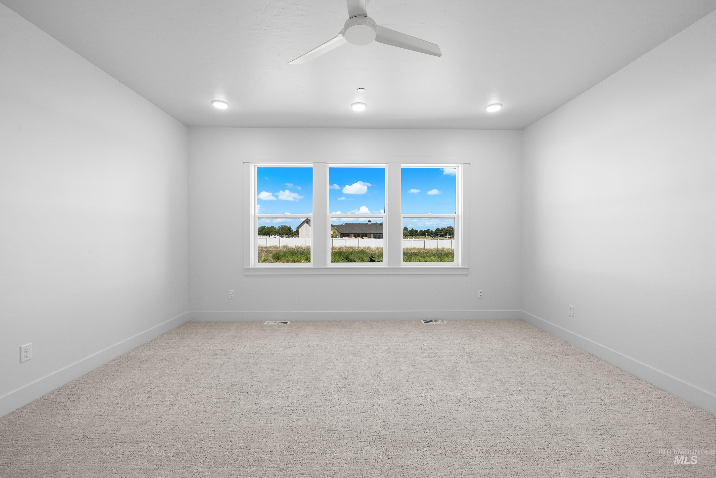 15300 Rhodes Ct Property Photo 28