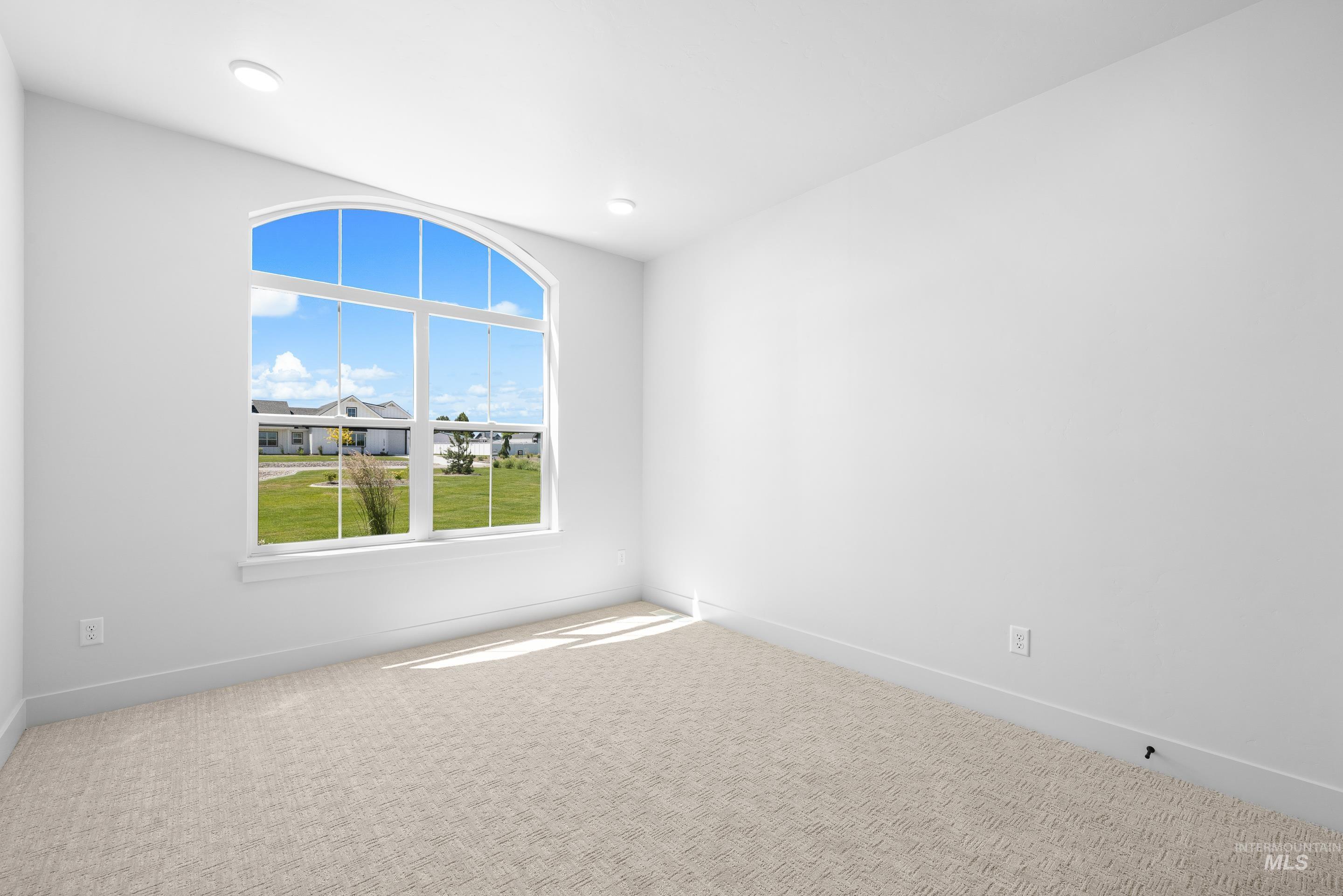 15300 Rhodes Ct Property Photo 39