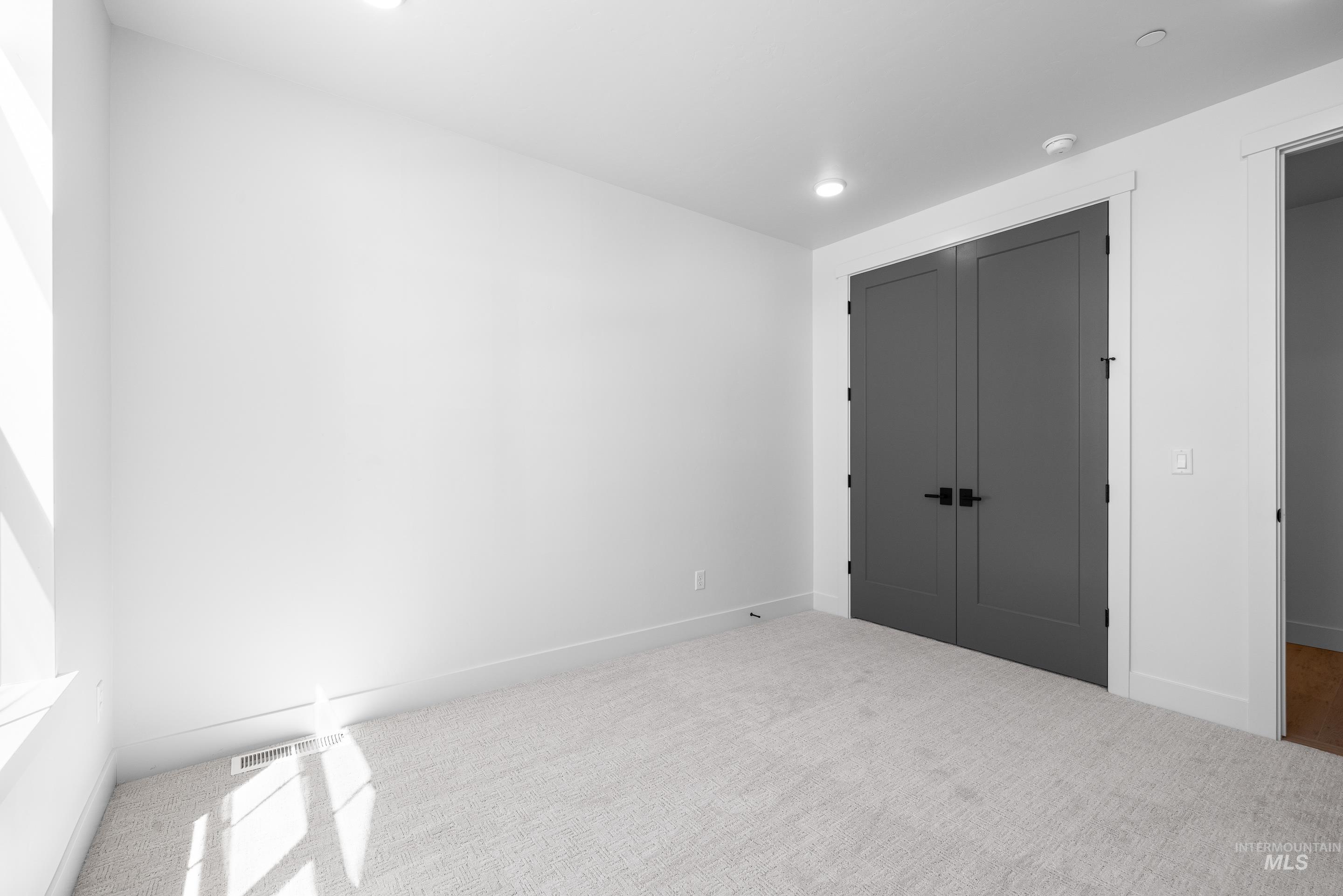 15300 Rhodes Ct Property Photo 40