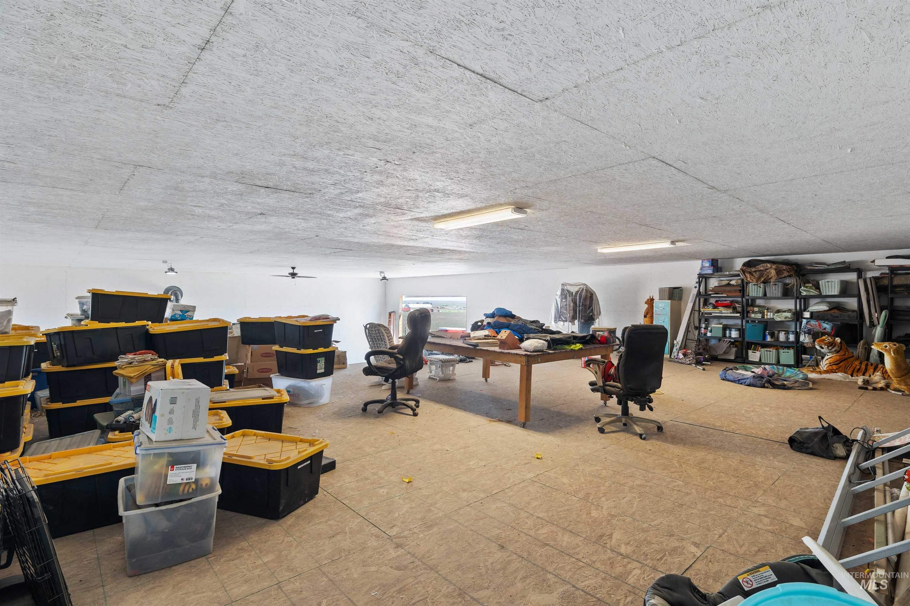1250 E 963 N Property Photo 17