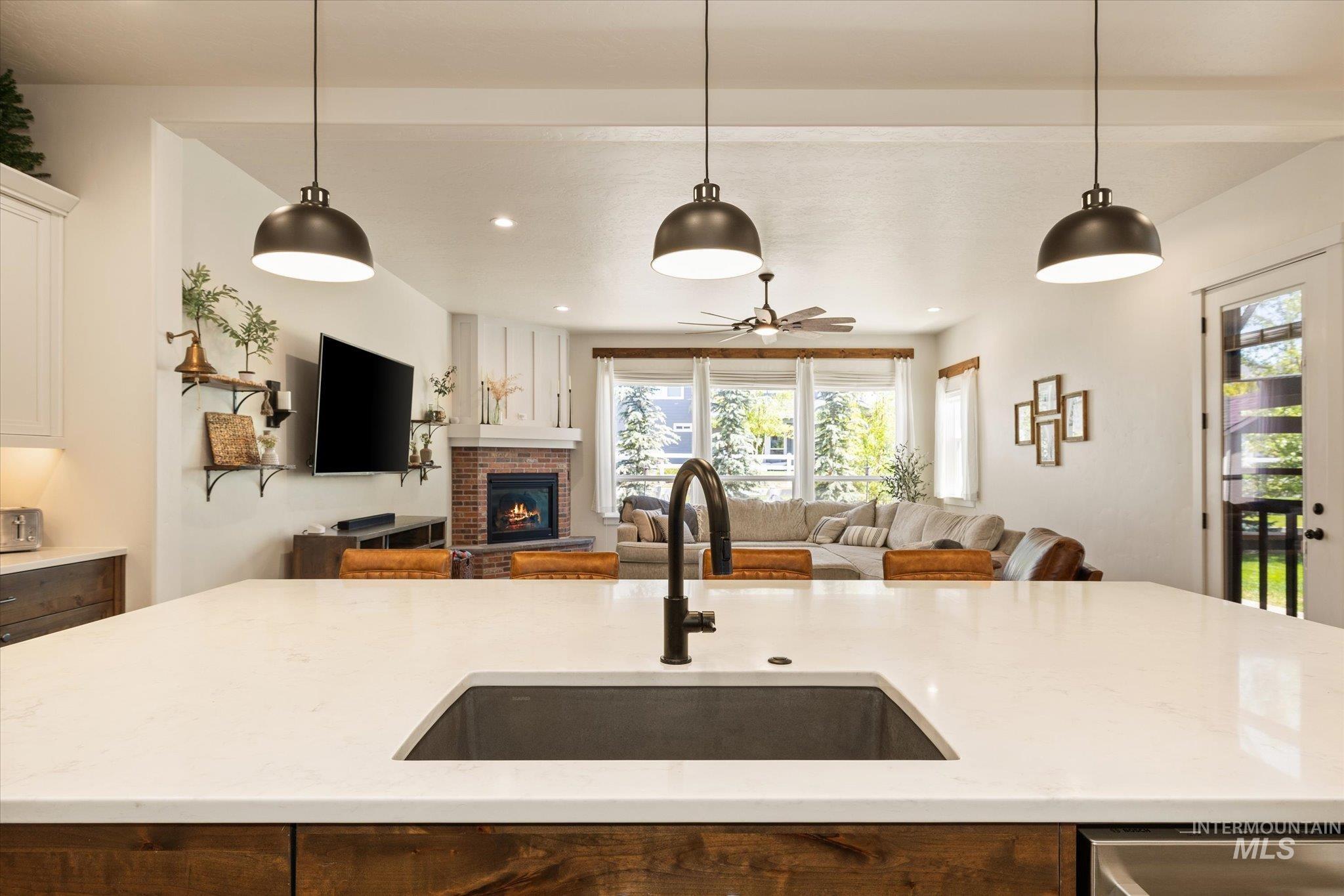 14060 N Quail Covey Way Property Photo 1