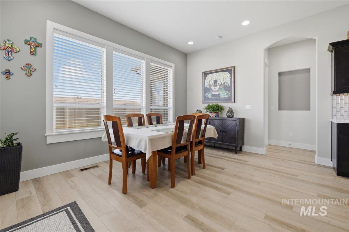 8922 E Lavender Dr Property Photo 22