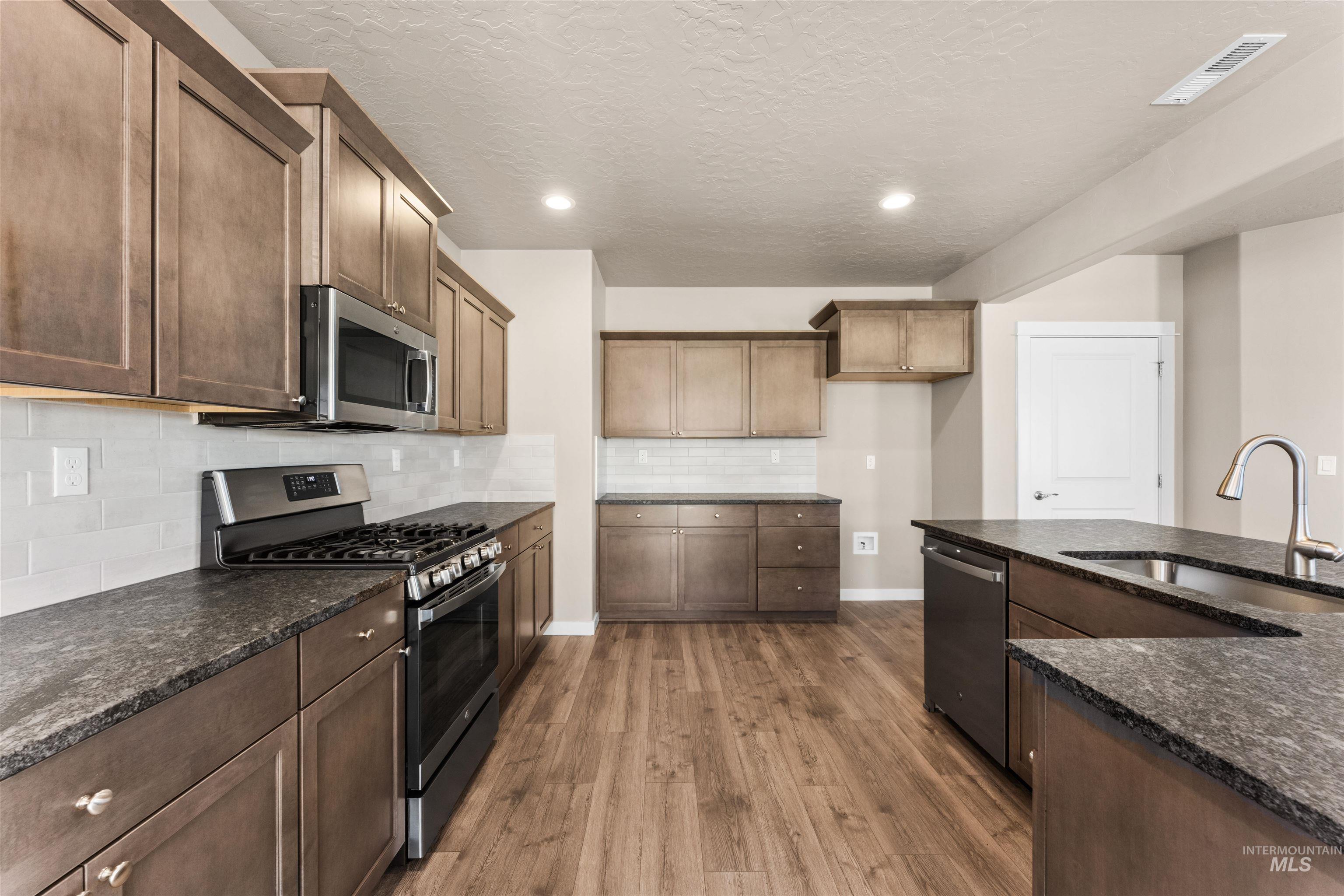 10326 W Trident Ridge Dr Property Photo 11