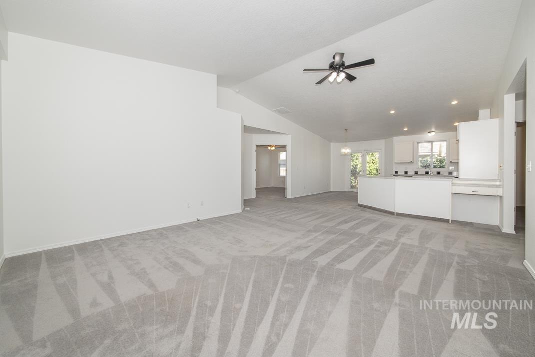20 S. Bonner Street Property Photo 9