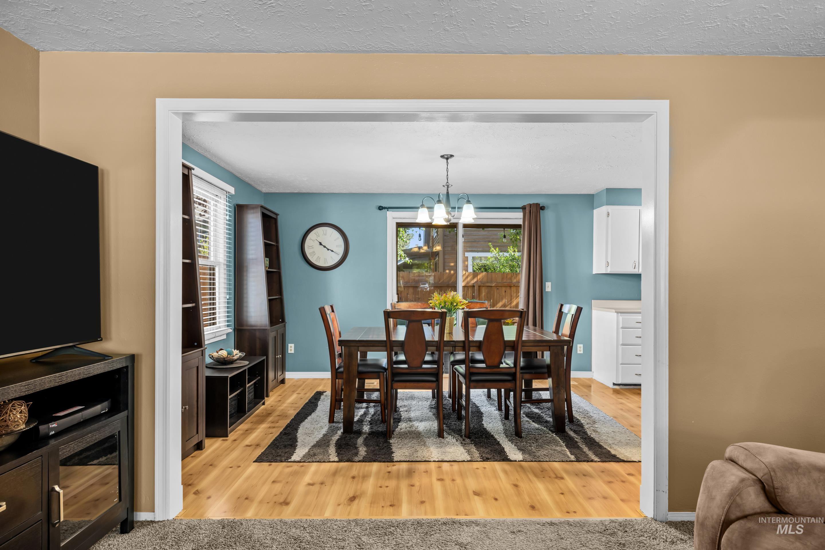 3374 Chickory Way Property Photo 5