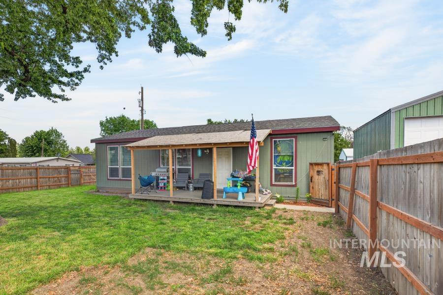 3119 7th St Property Photo 1