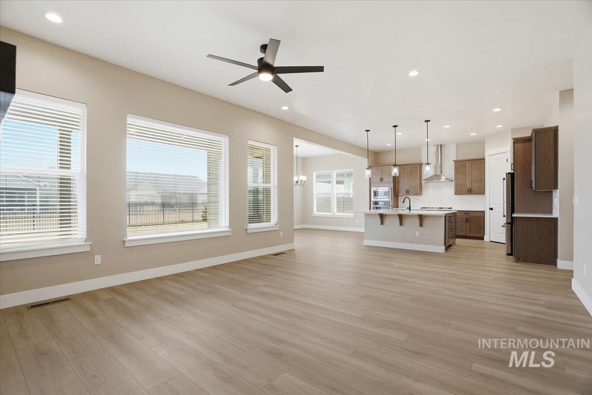 8906 W Teratai St. Property Photo 9