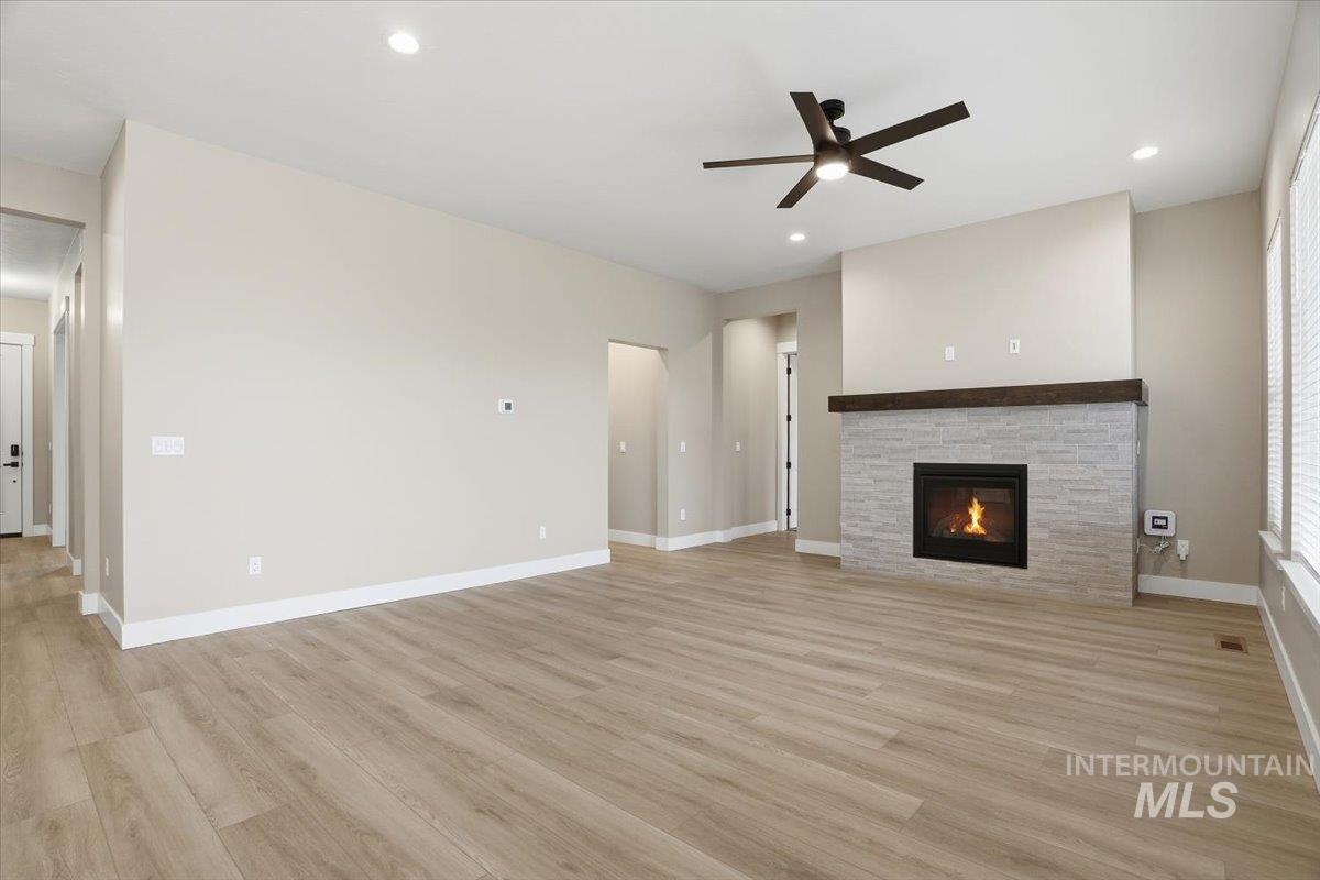 8906 W Teratai St. Property Photo 12
