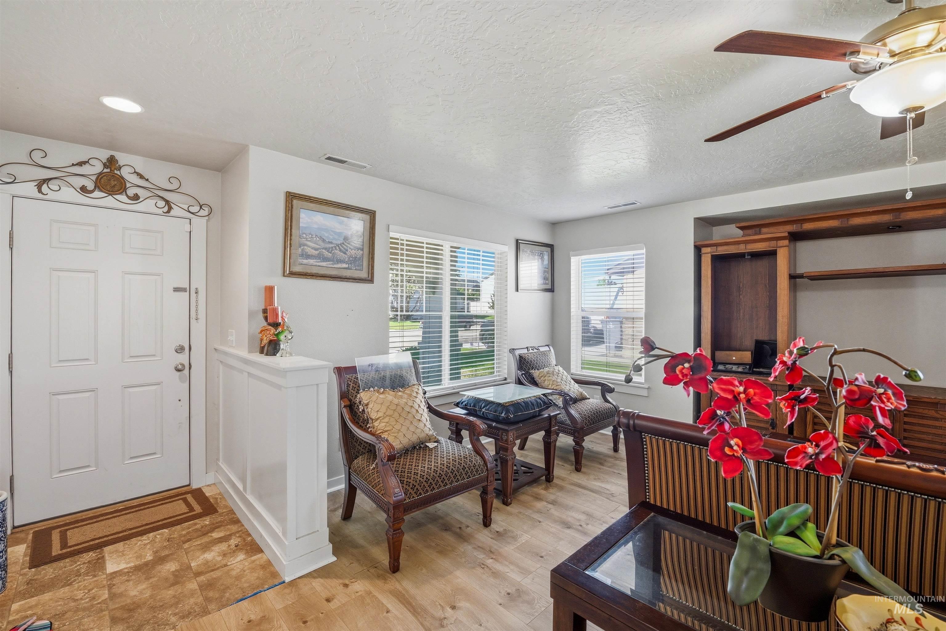 10245 W Virginia City Street Property Photo 4