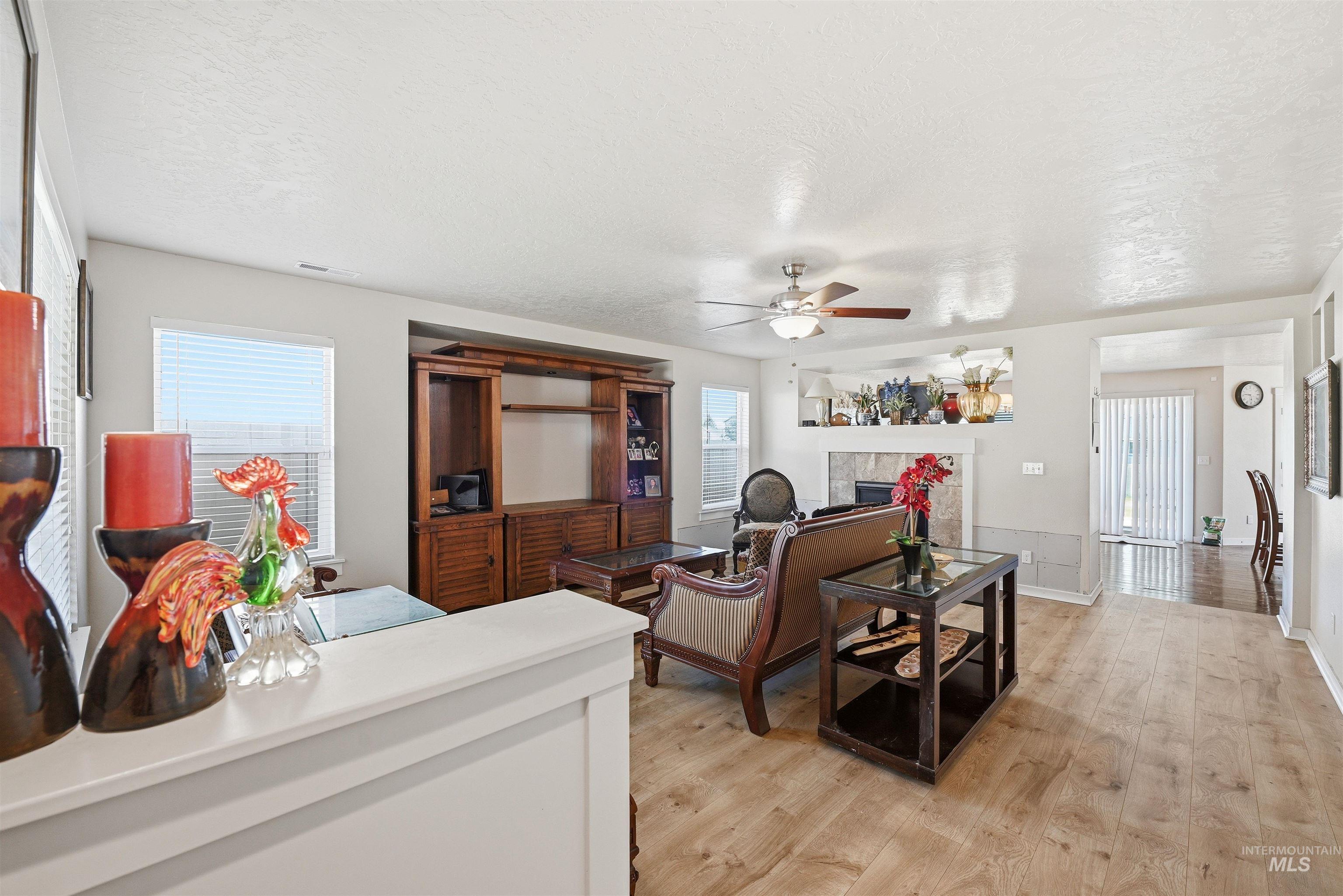10245 W Virginia City Street Property Photo 5