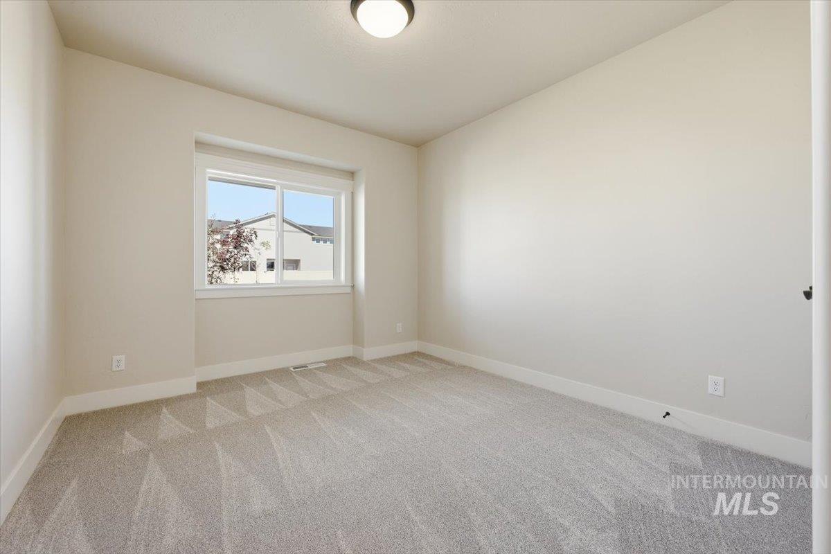 9394 S Sapper Hill Ave Property Photo 8